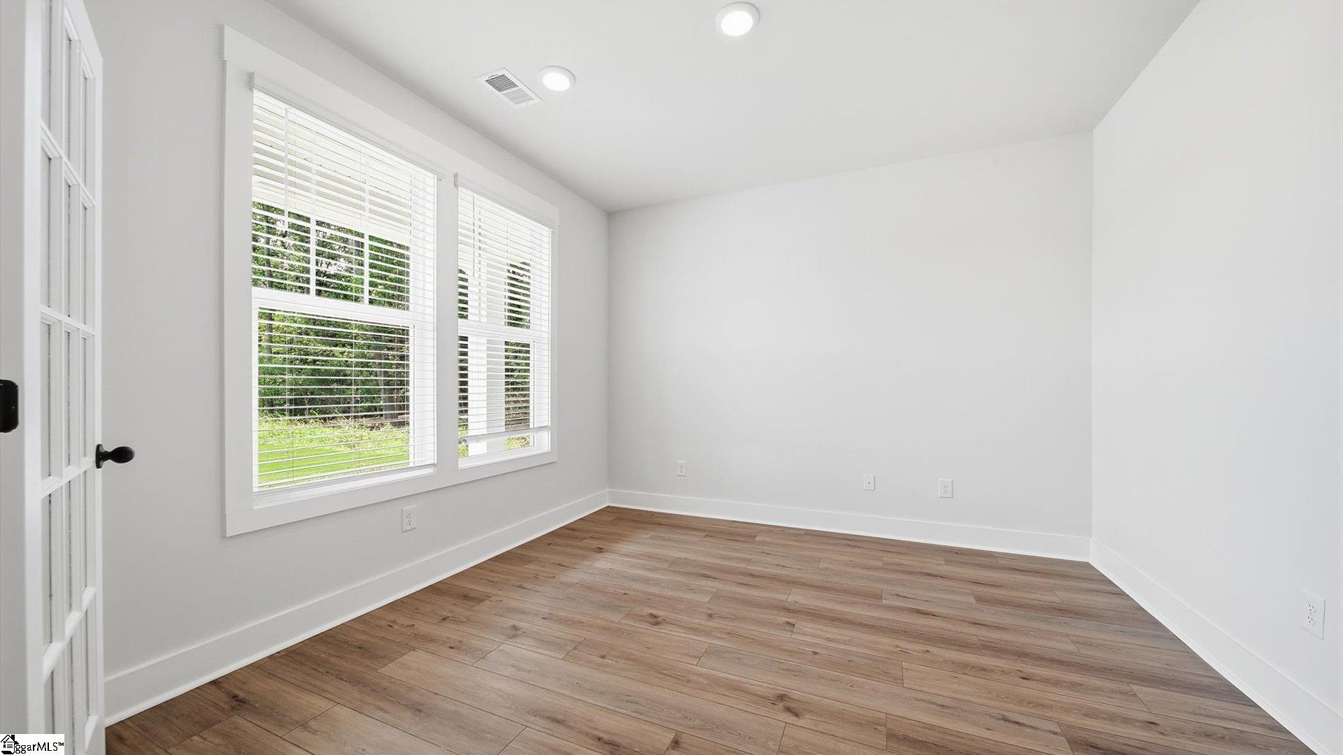 916 Hancy Court Property Photo 4