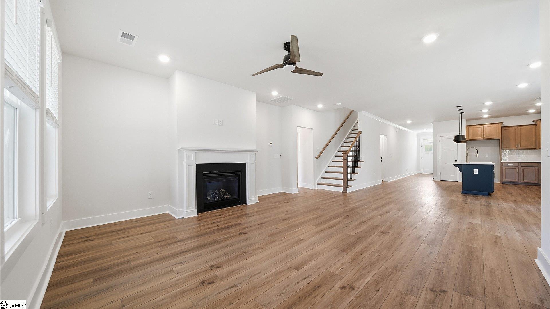 916 Hancy Court Property Photo 11