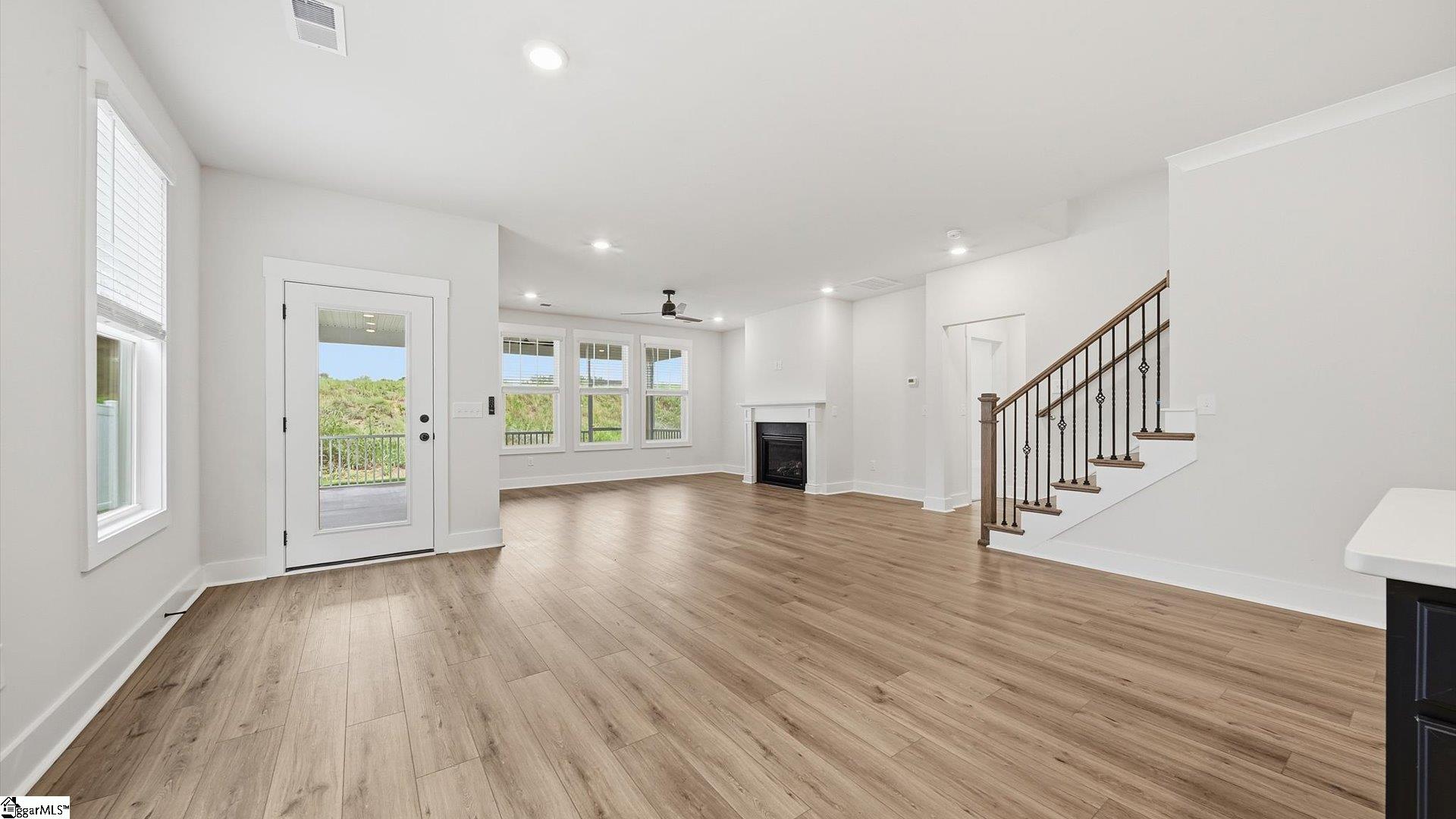 916 Hancy Court Property Photo 14