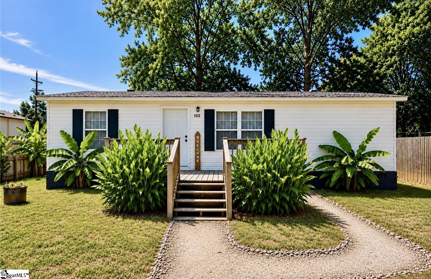 102 Chad Drive Property Photo 1