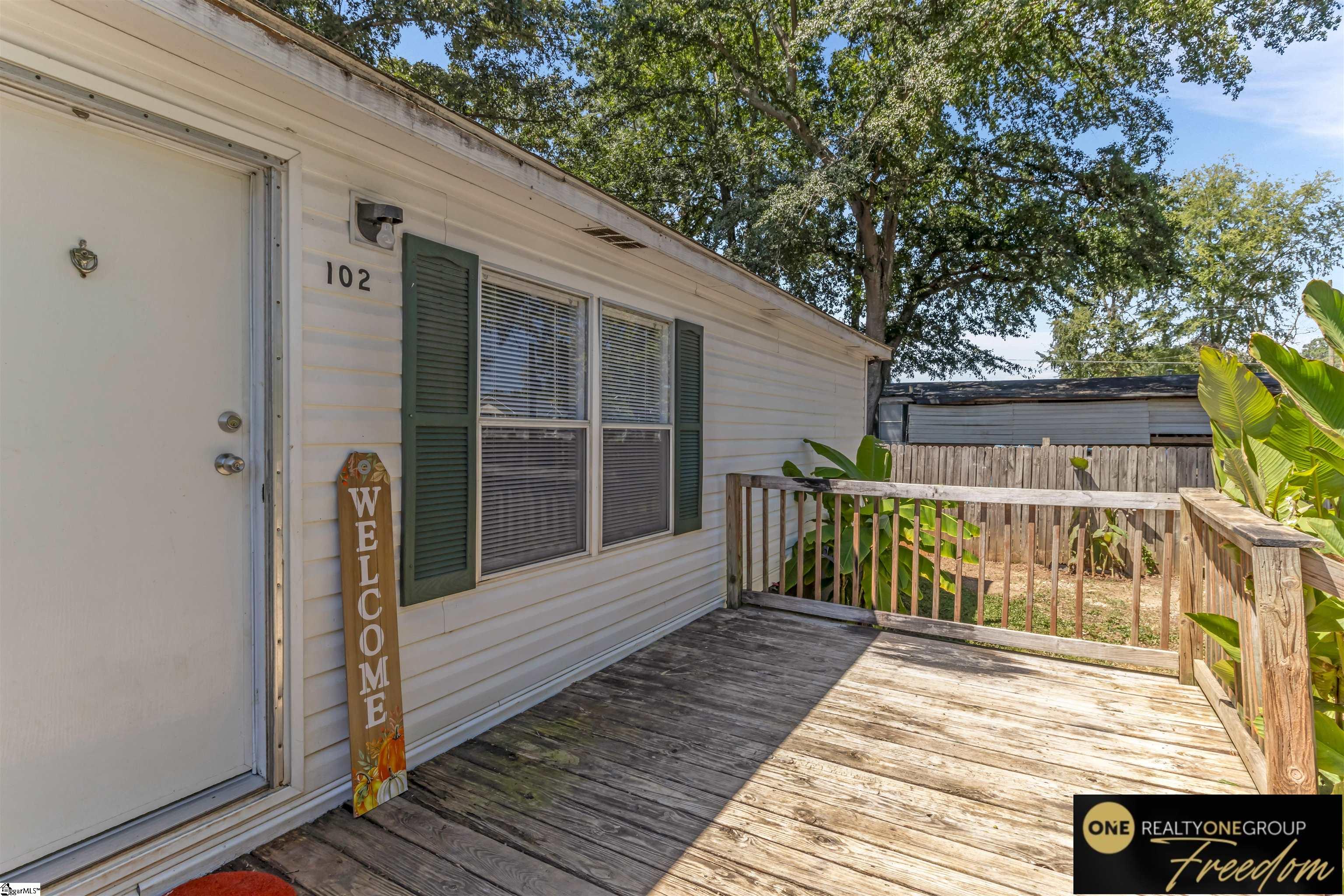 102 Chad Drive Property Photo 4