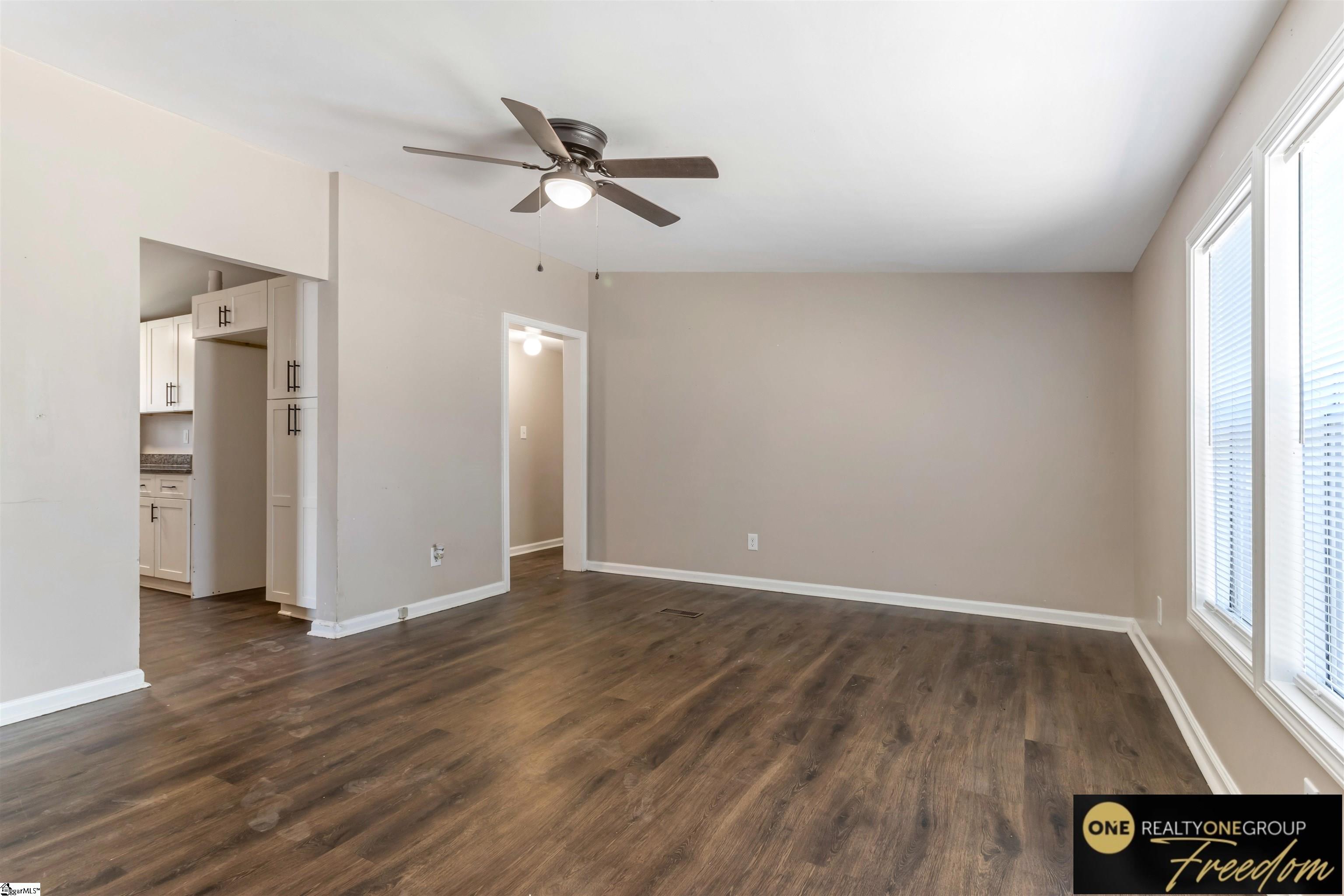 102 Chad Drive Property Photo 5