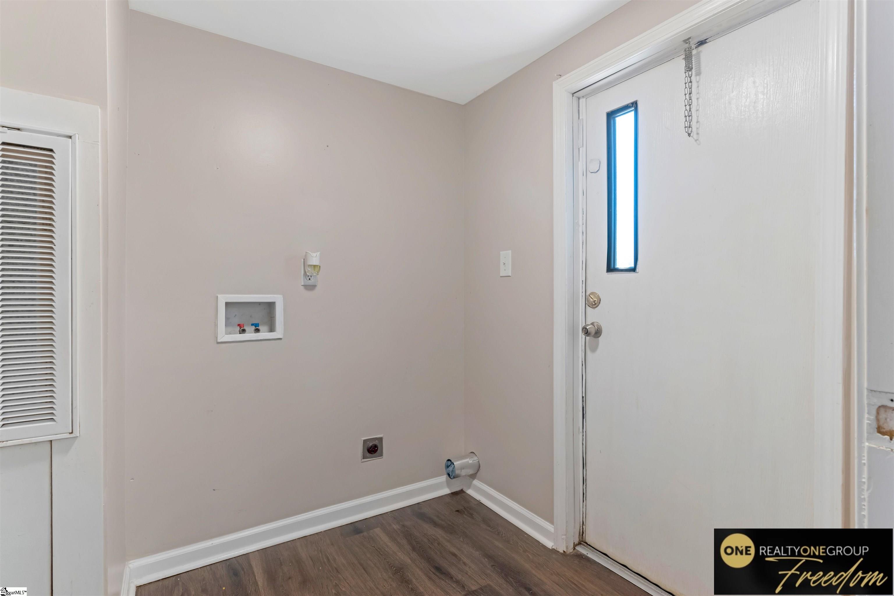 102 Chad Drive Property Photo 13