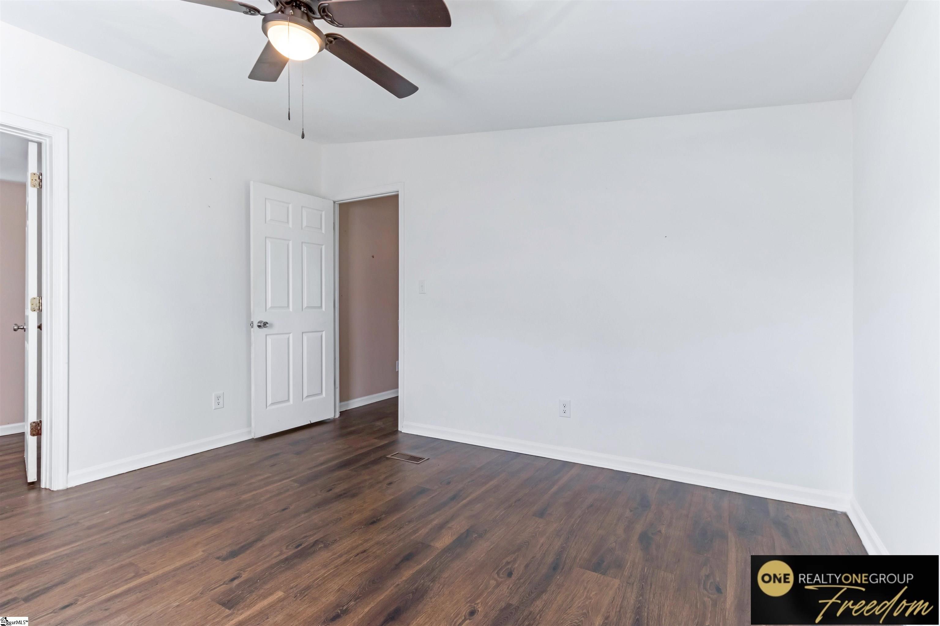 102 Chad Drive Property Photo 15