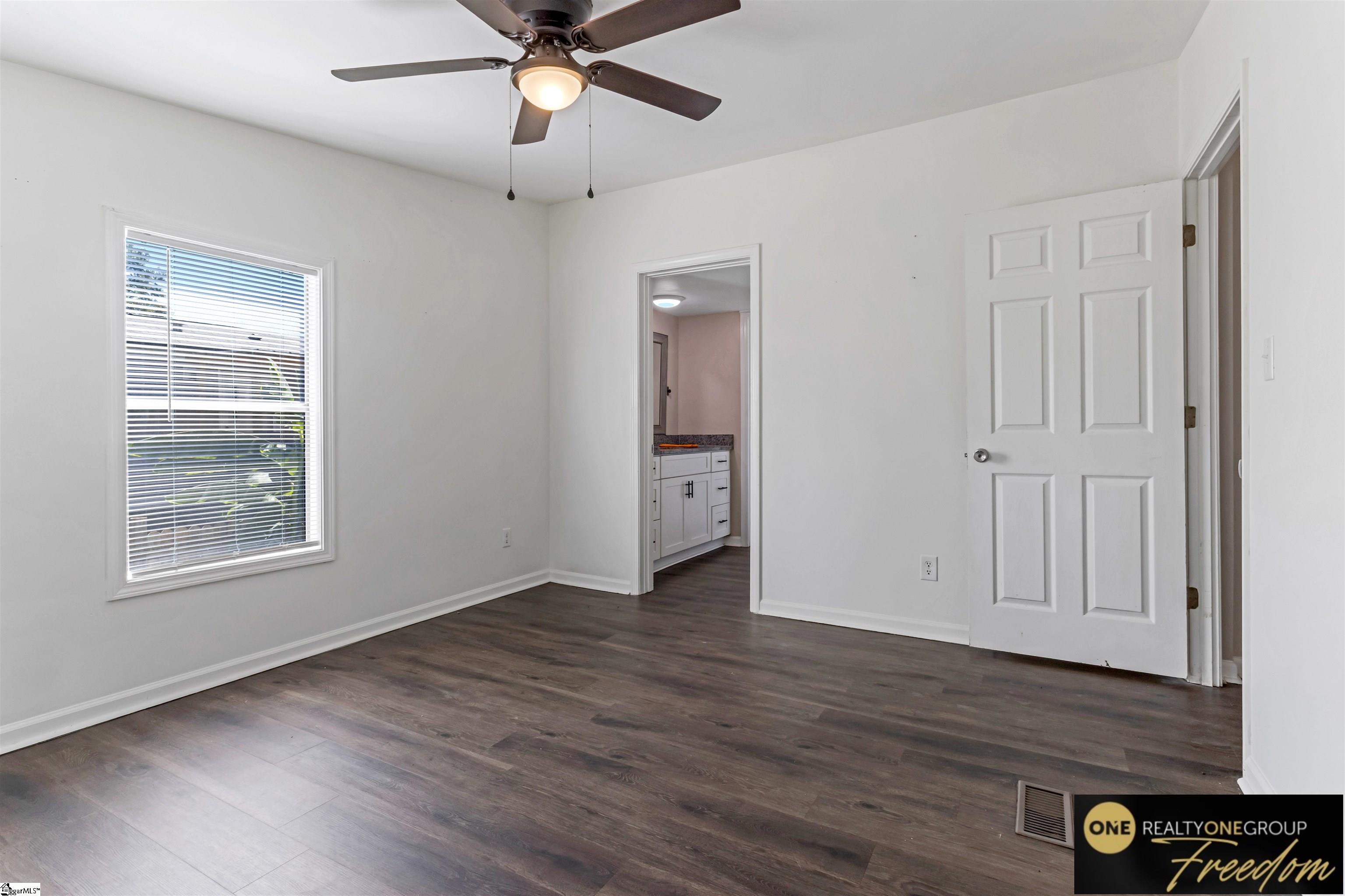 102 Chad Drive Property Photo 16