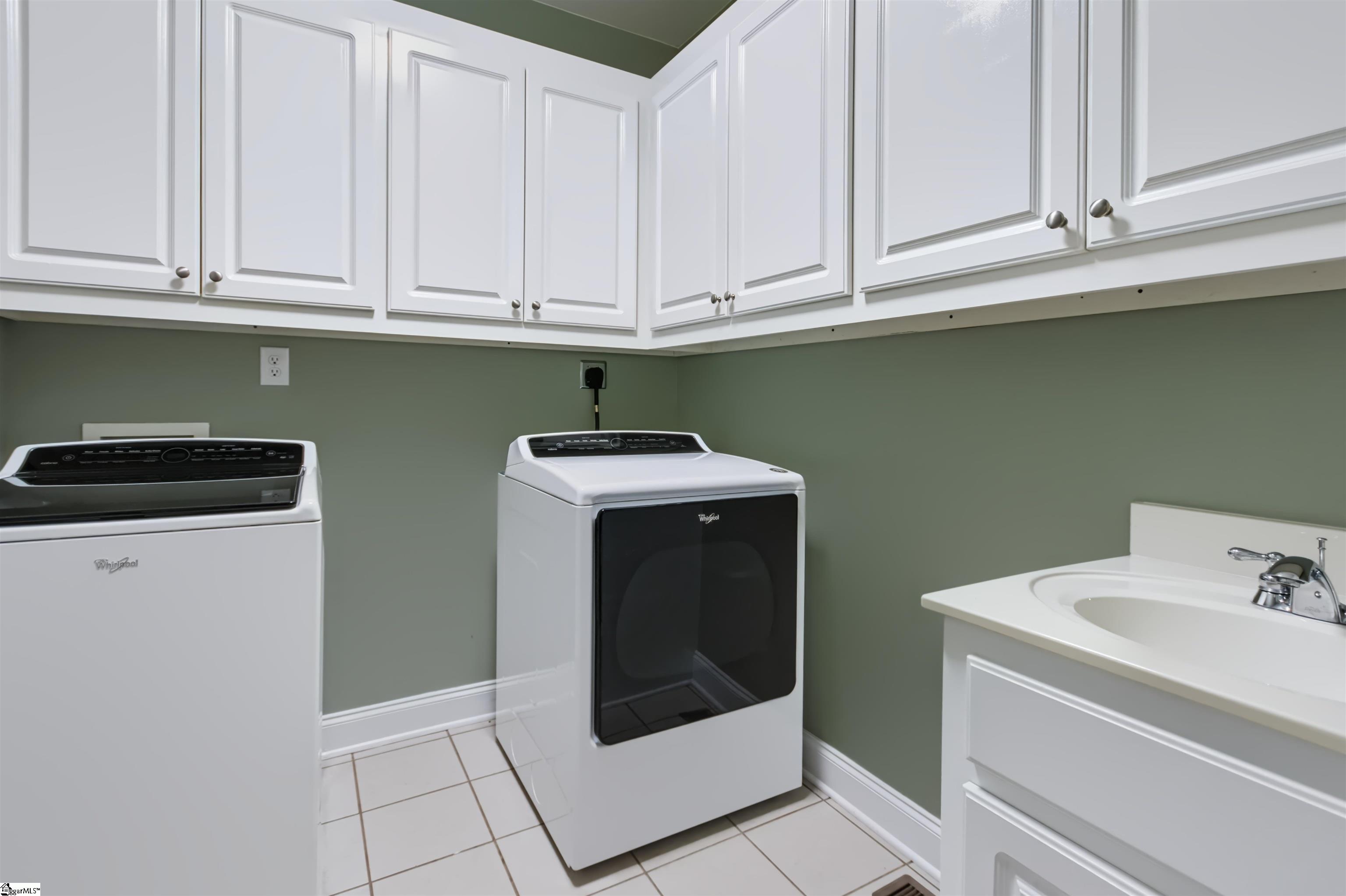 221 N Lake Emory Drive Property Photo 15
