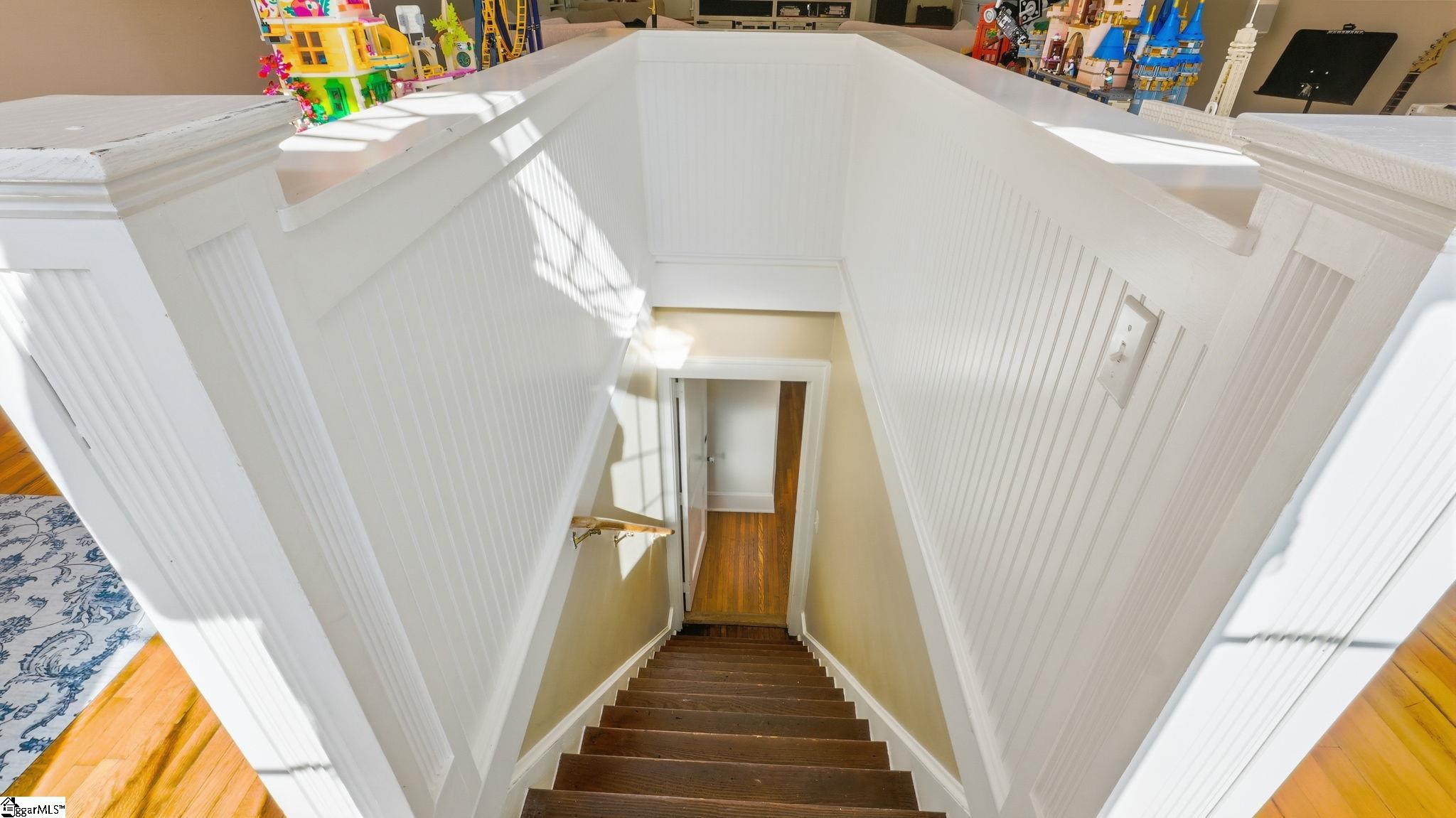 151 Buist Avenue Property Photo 36