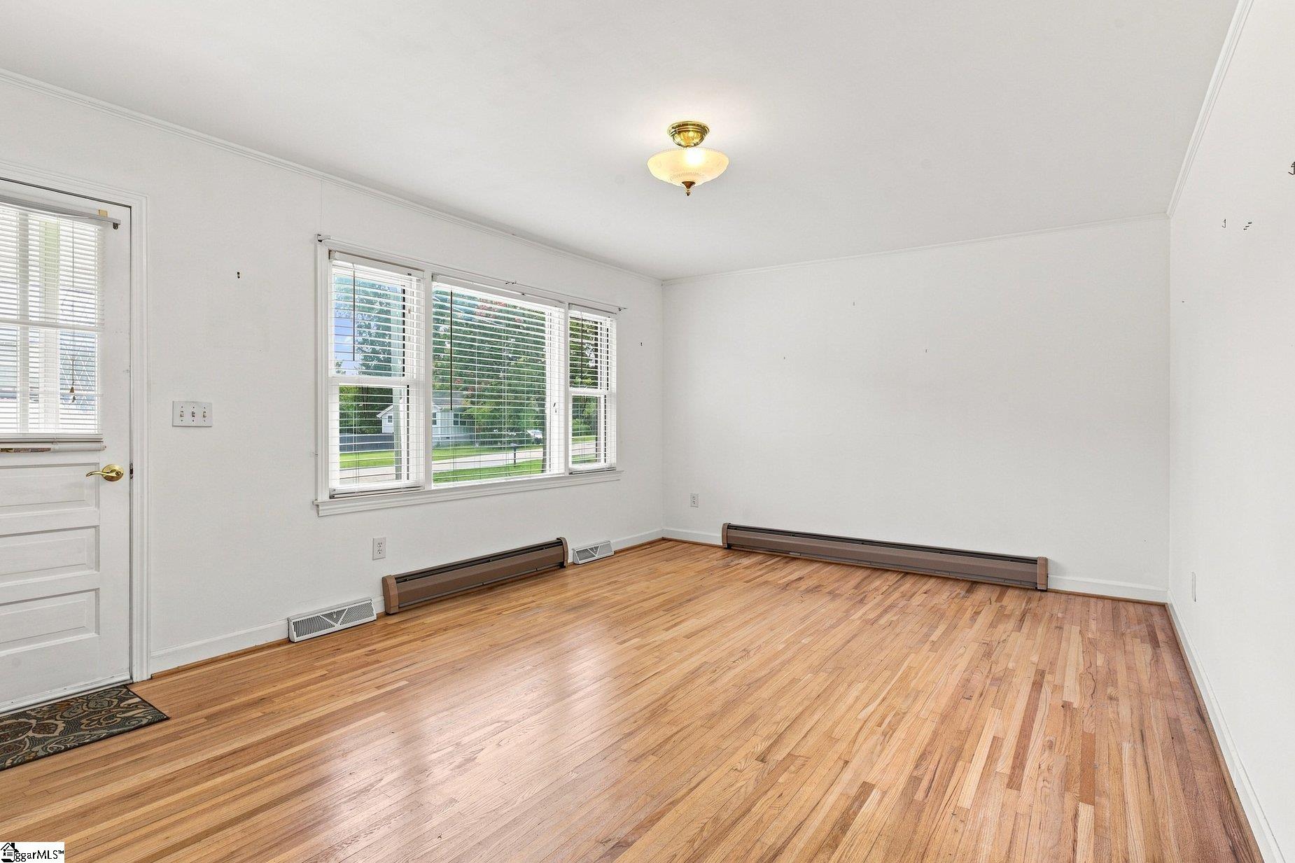 107 Morgan Circle Property Photo 5