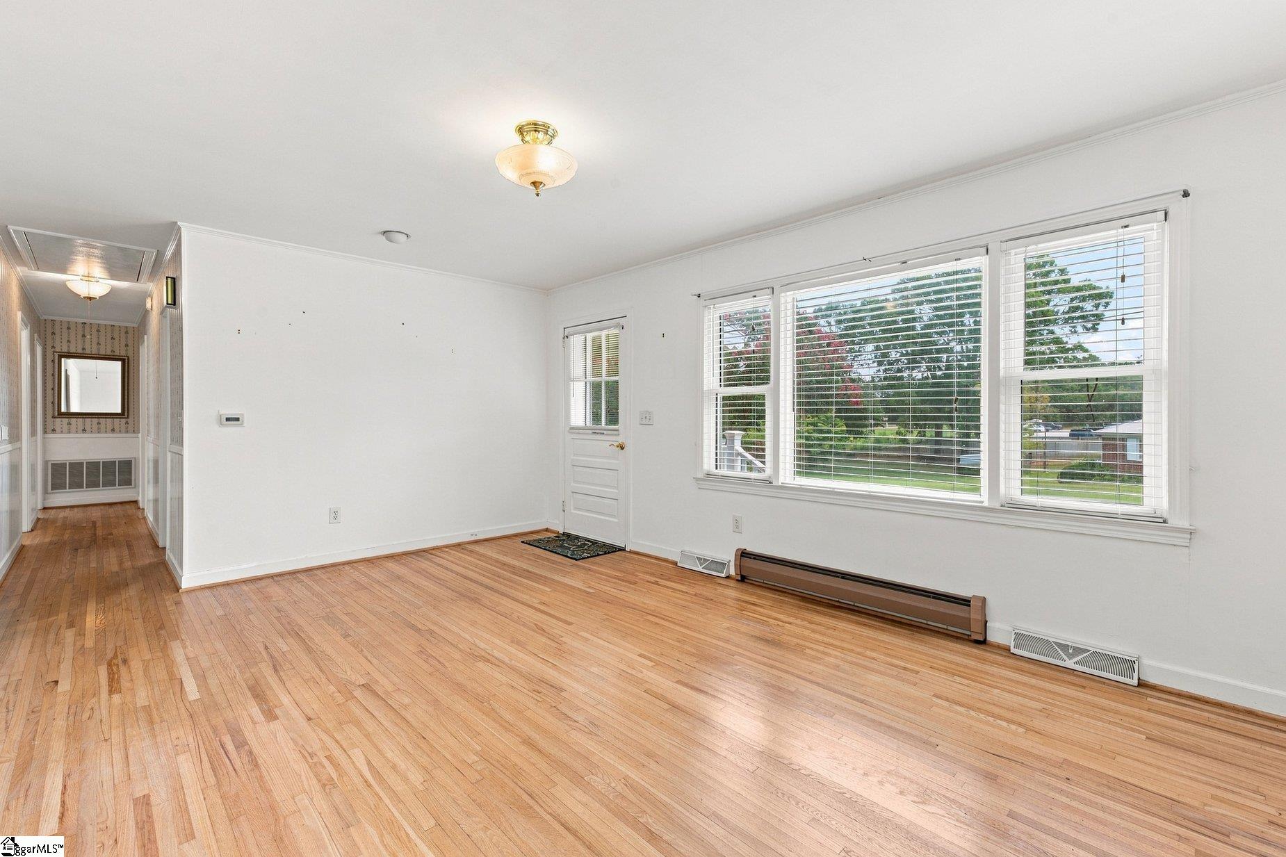 107 Morgan Circle Property Photo 6