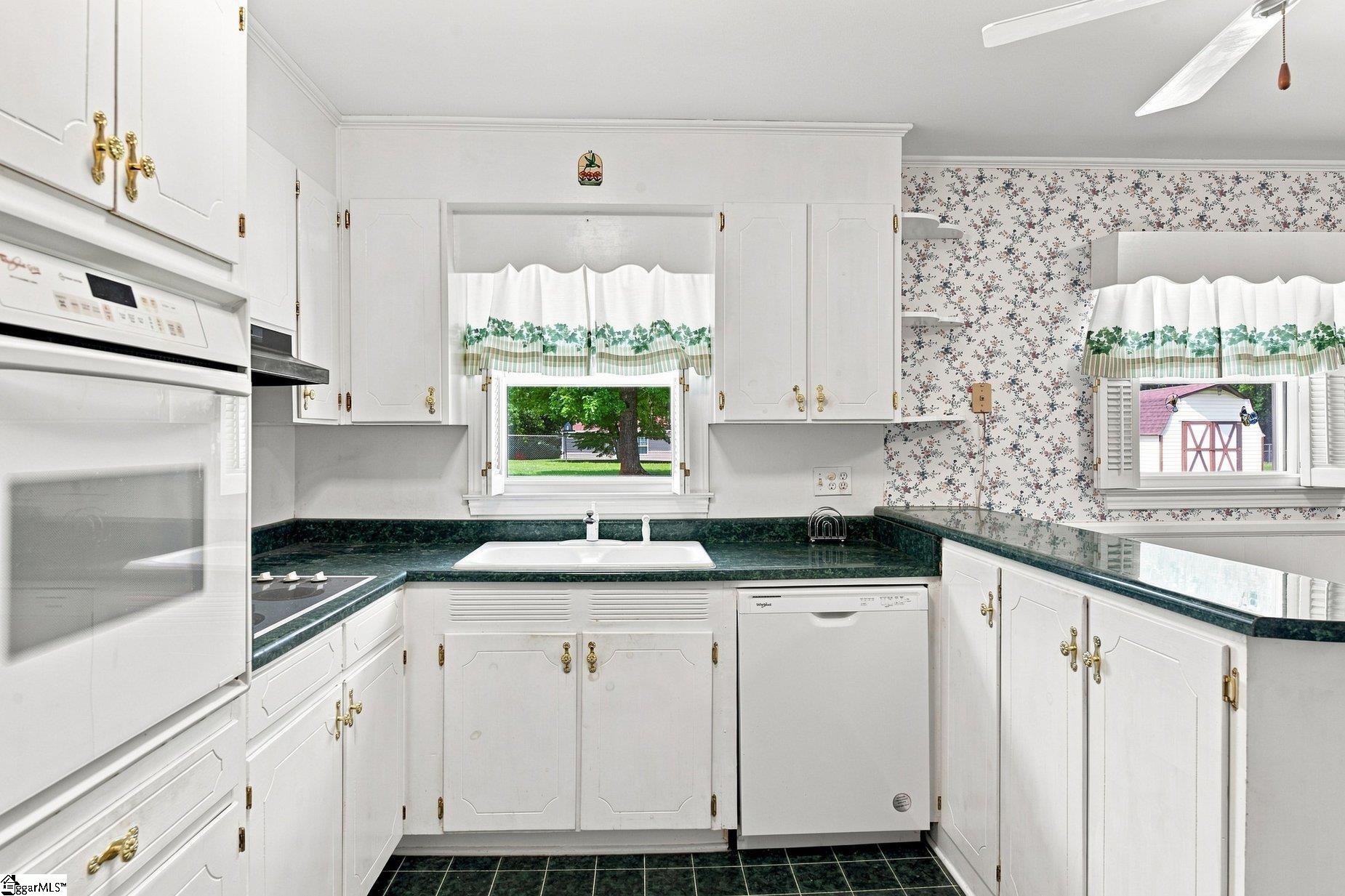 107 Morgan Circle Property Photo 12