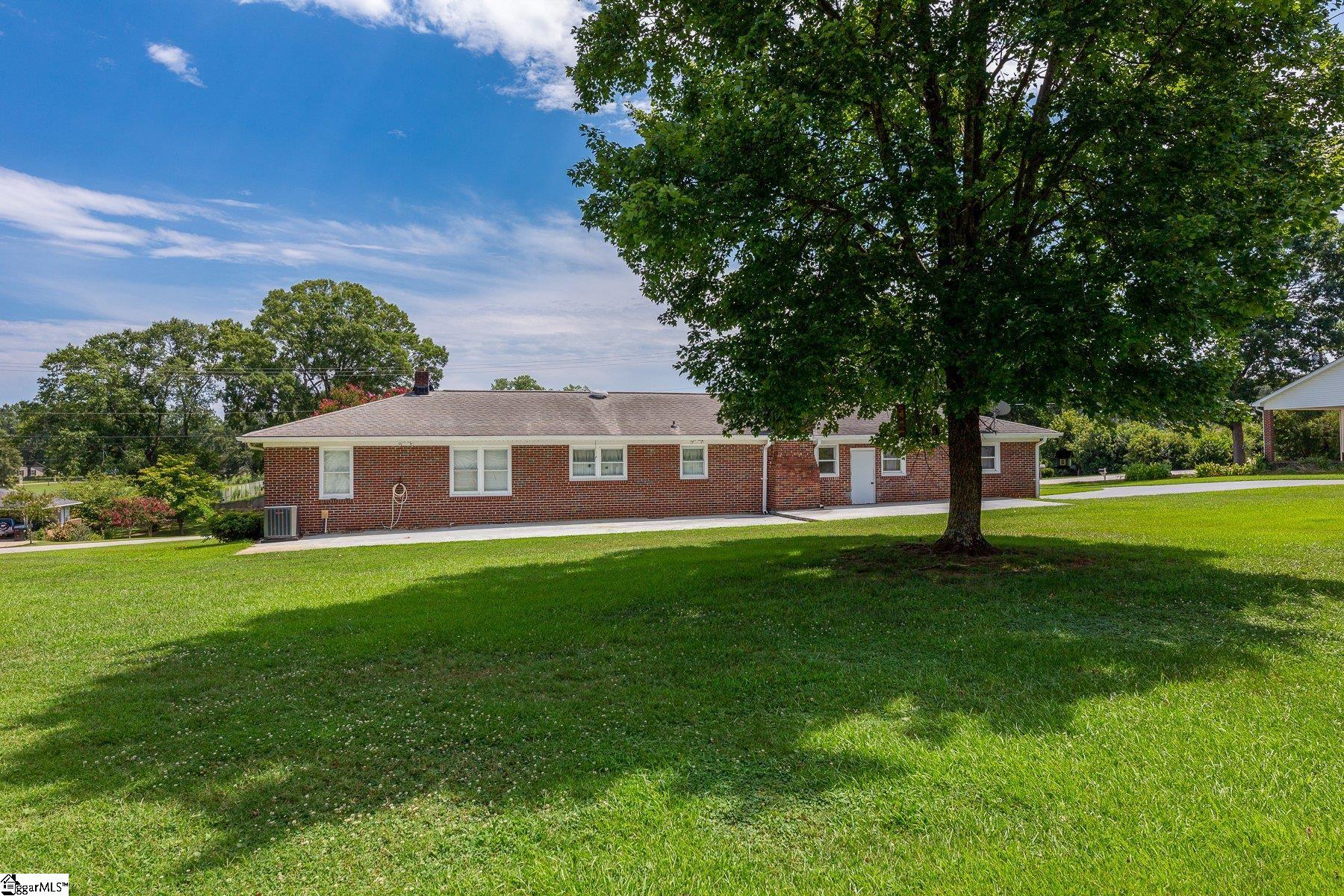 107 Morgan Circle Property Photo 33
