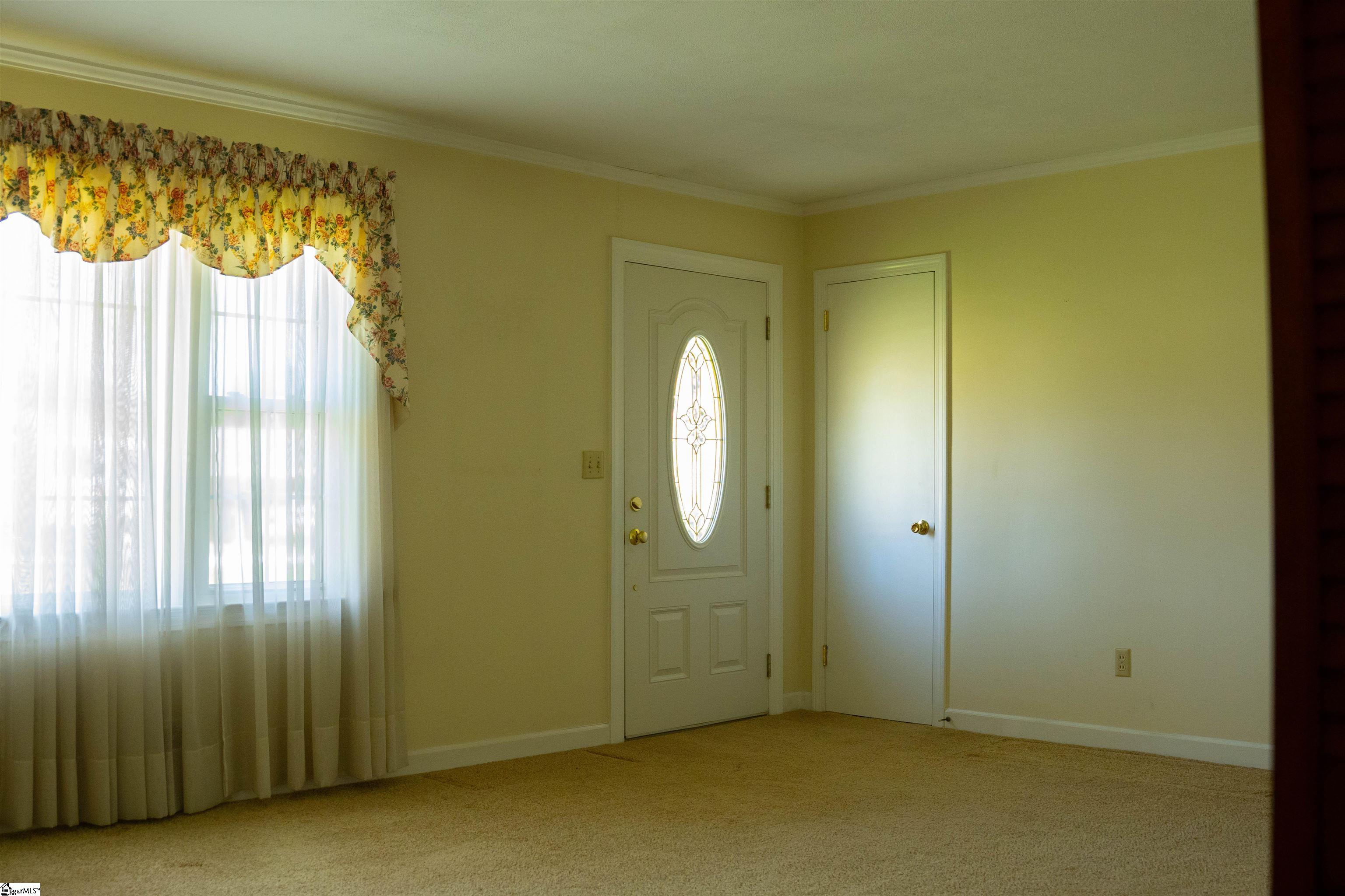 110 Avon Drive Property Photo 7
