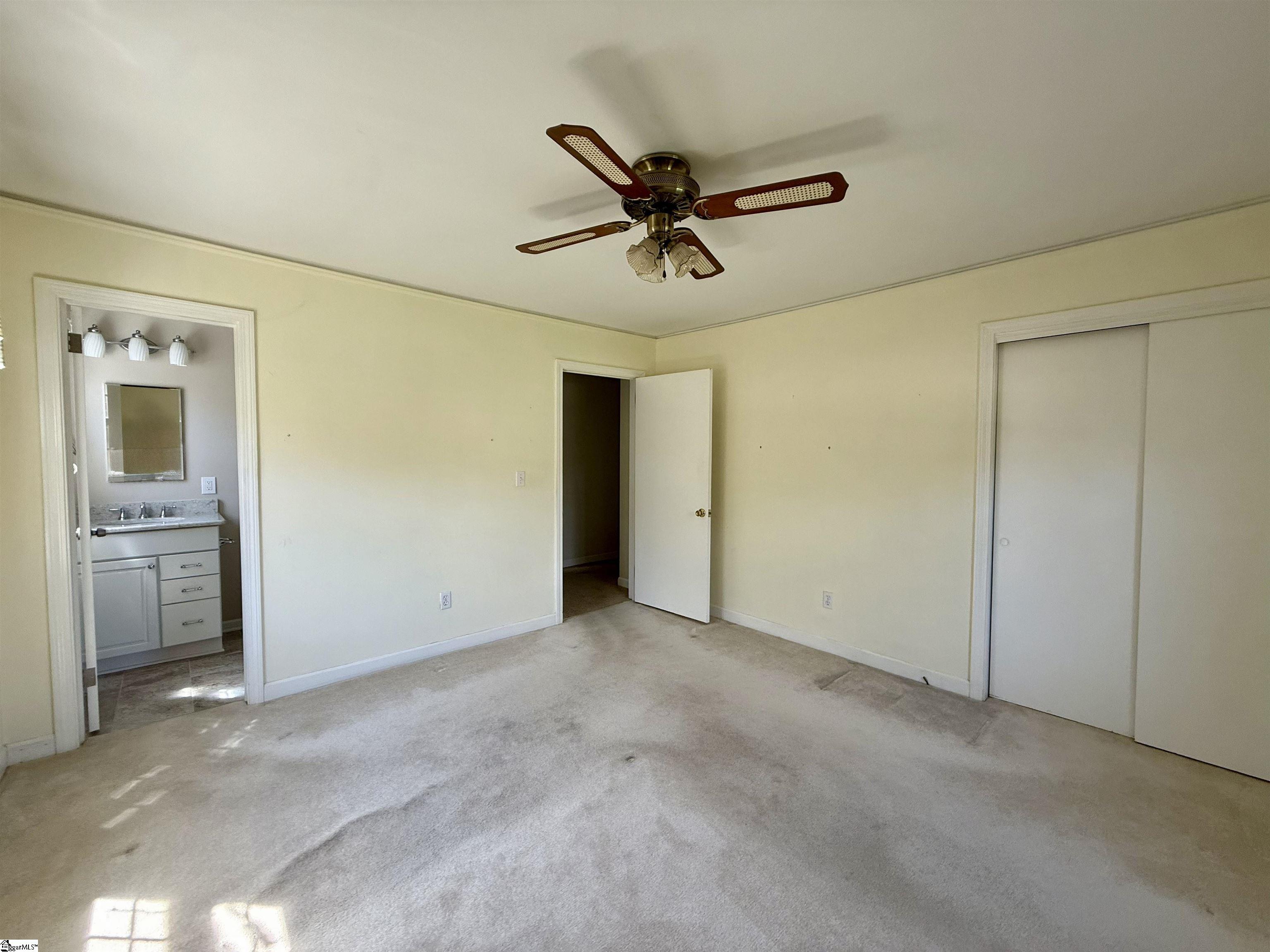 110 Avon Drive Property Photo 11
