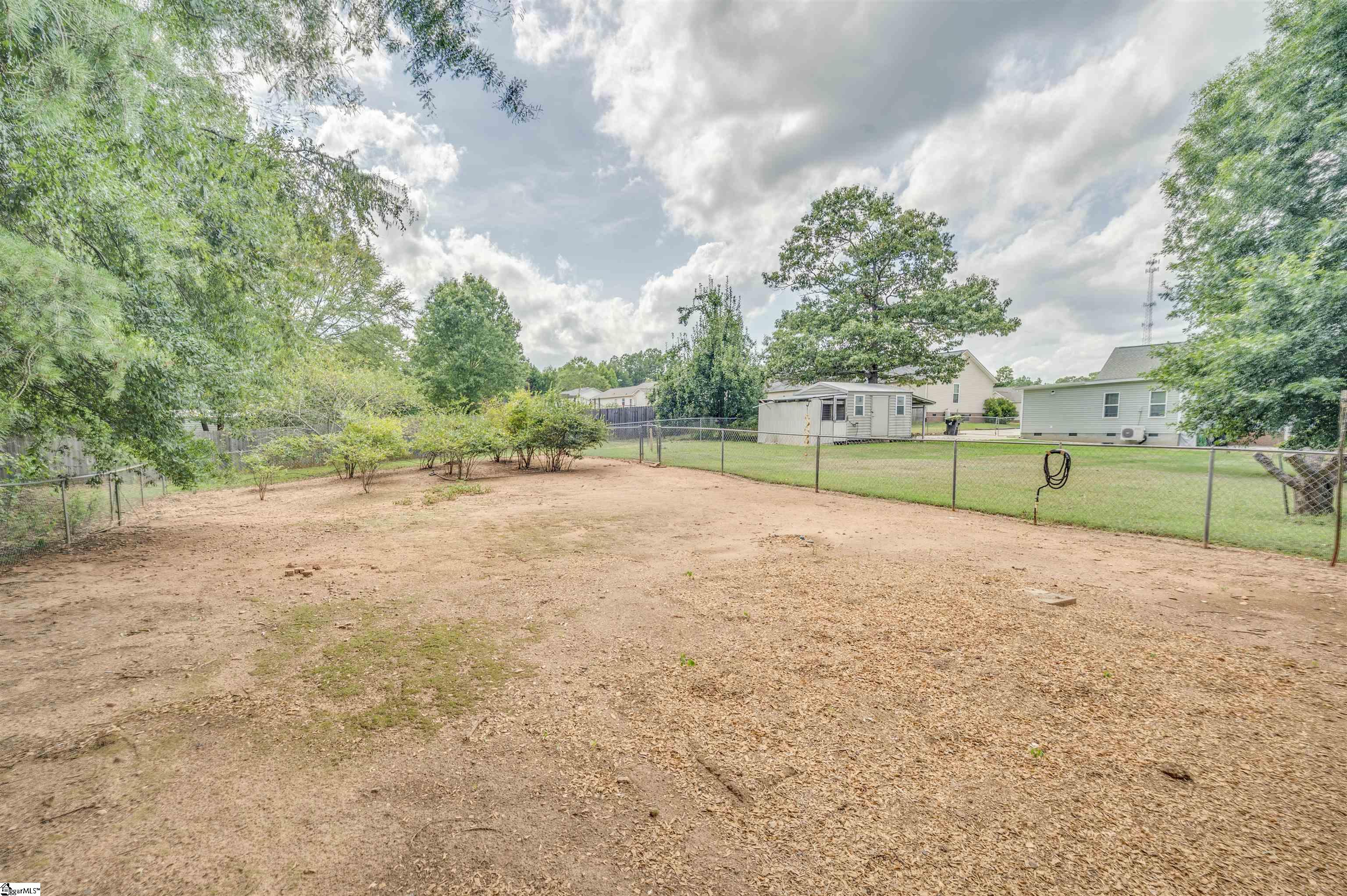 202 Shady Pines Way Property Photo 40
