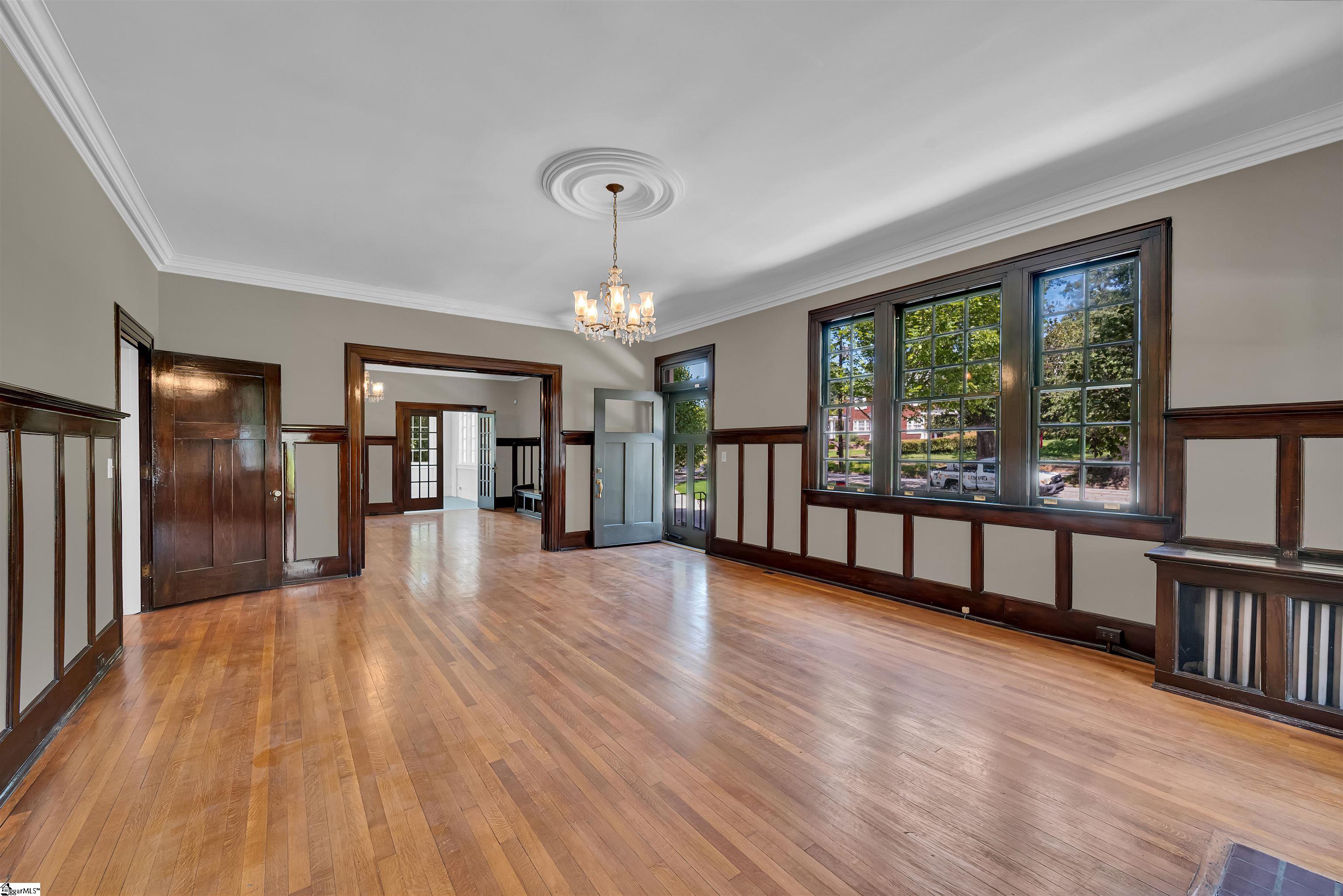 118 James Street Property Photo 6