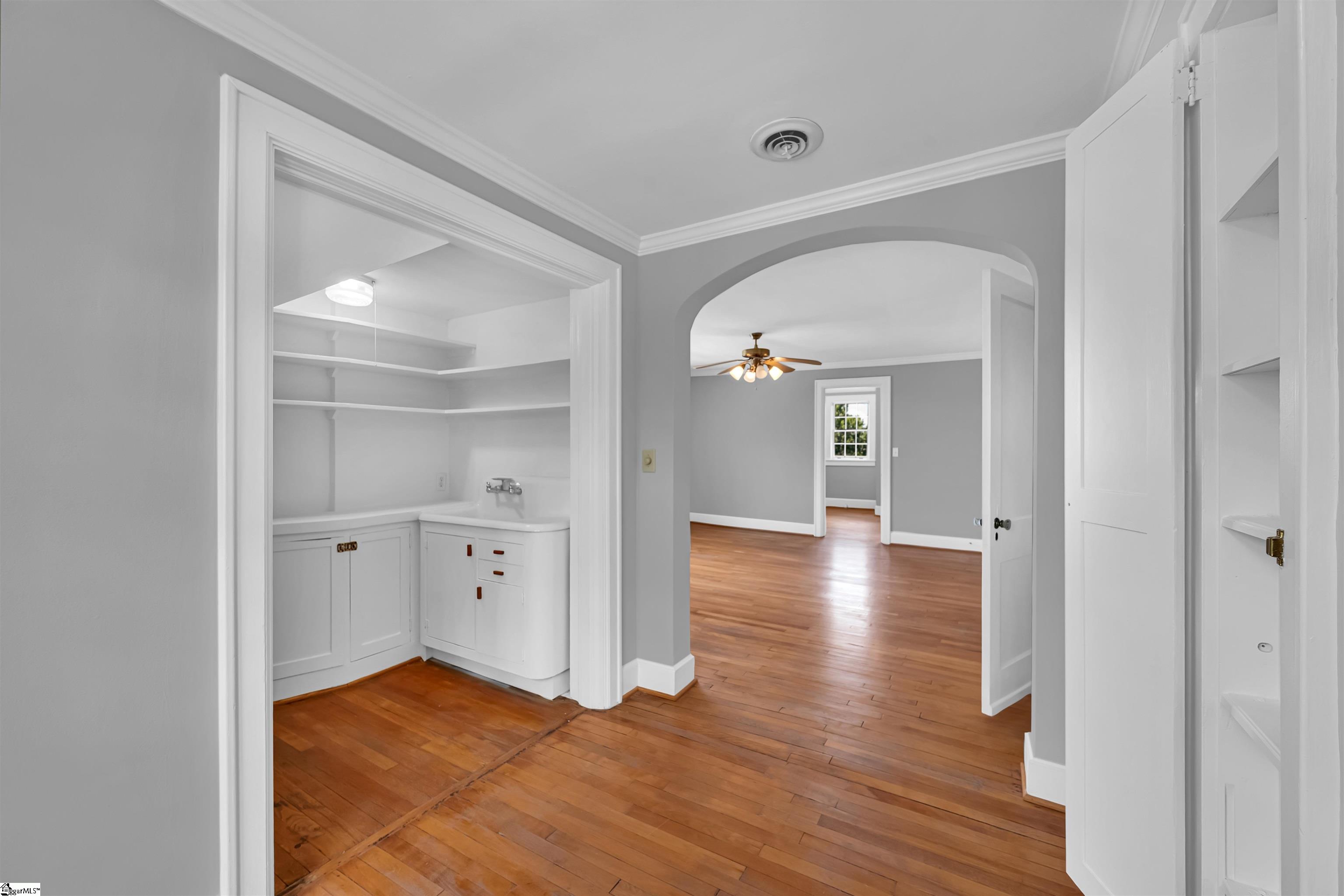 118 James Street Property Photo 43