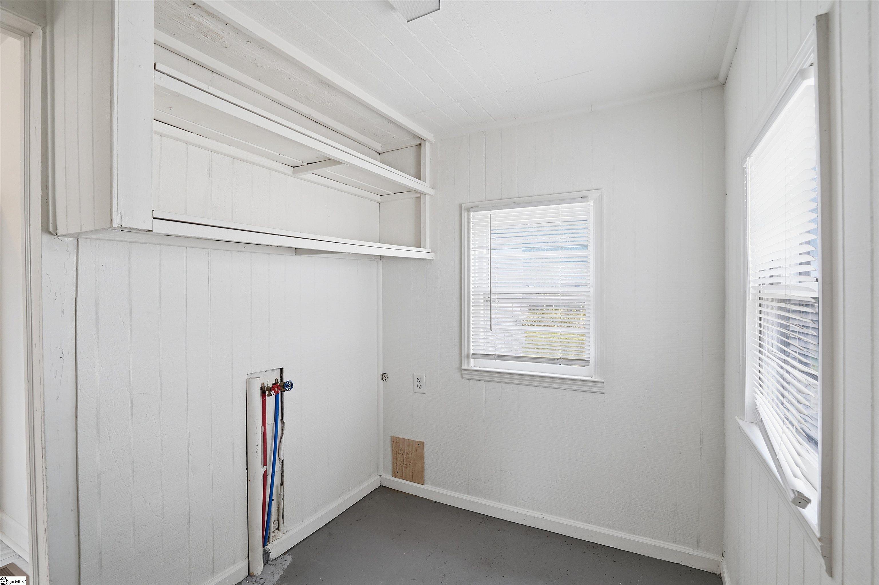 105 Tyler Court Property Photo 11