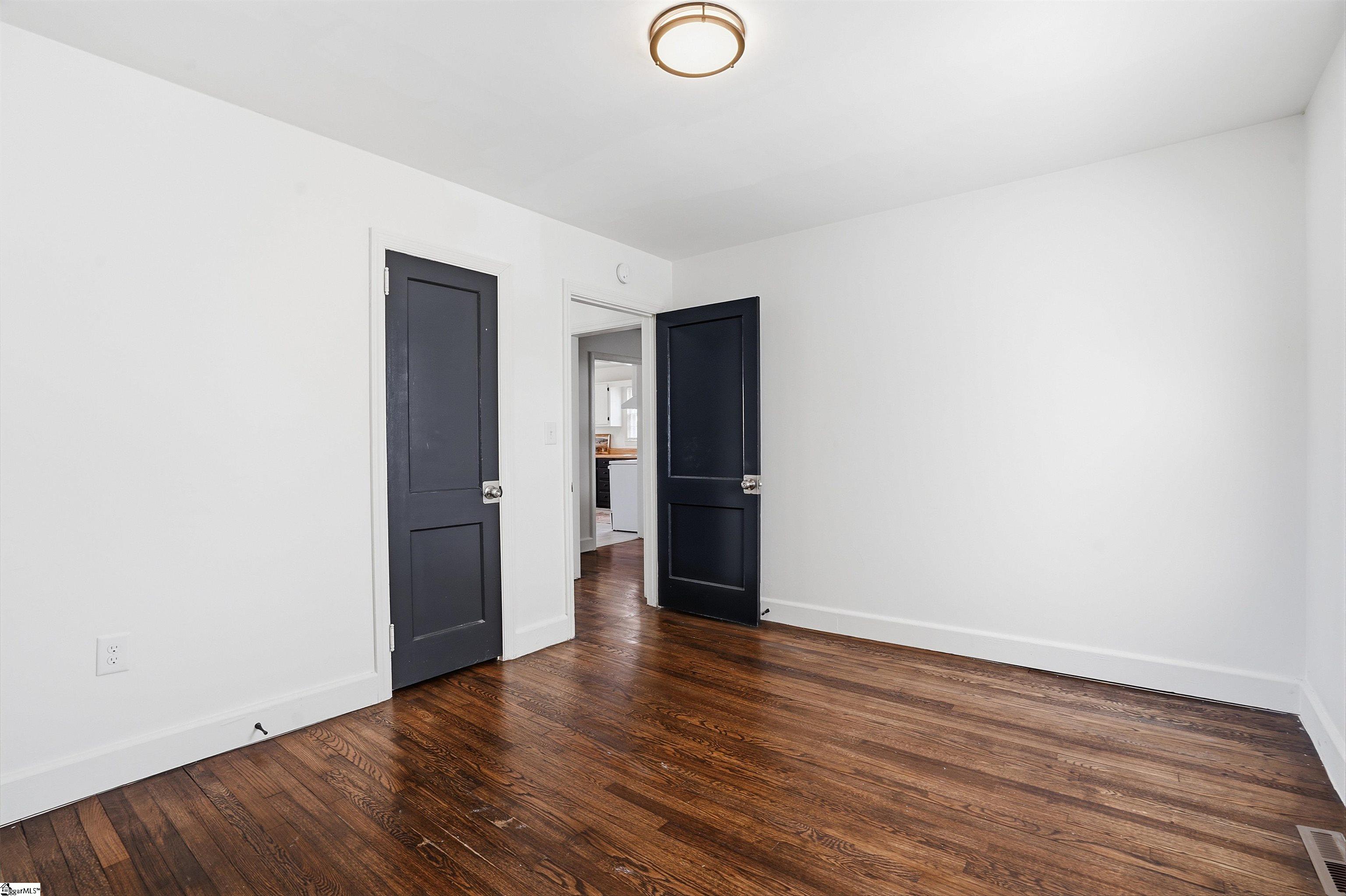 105 Tyler Court Property Photo 13