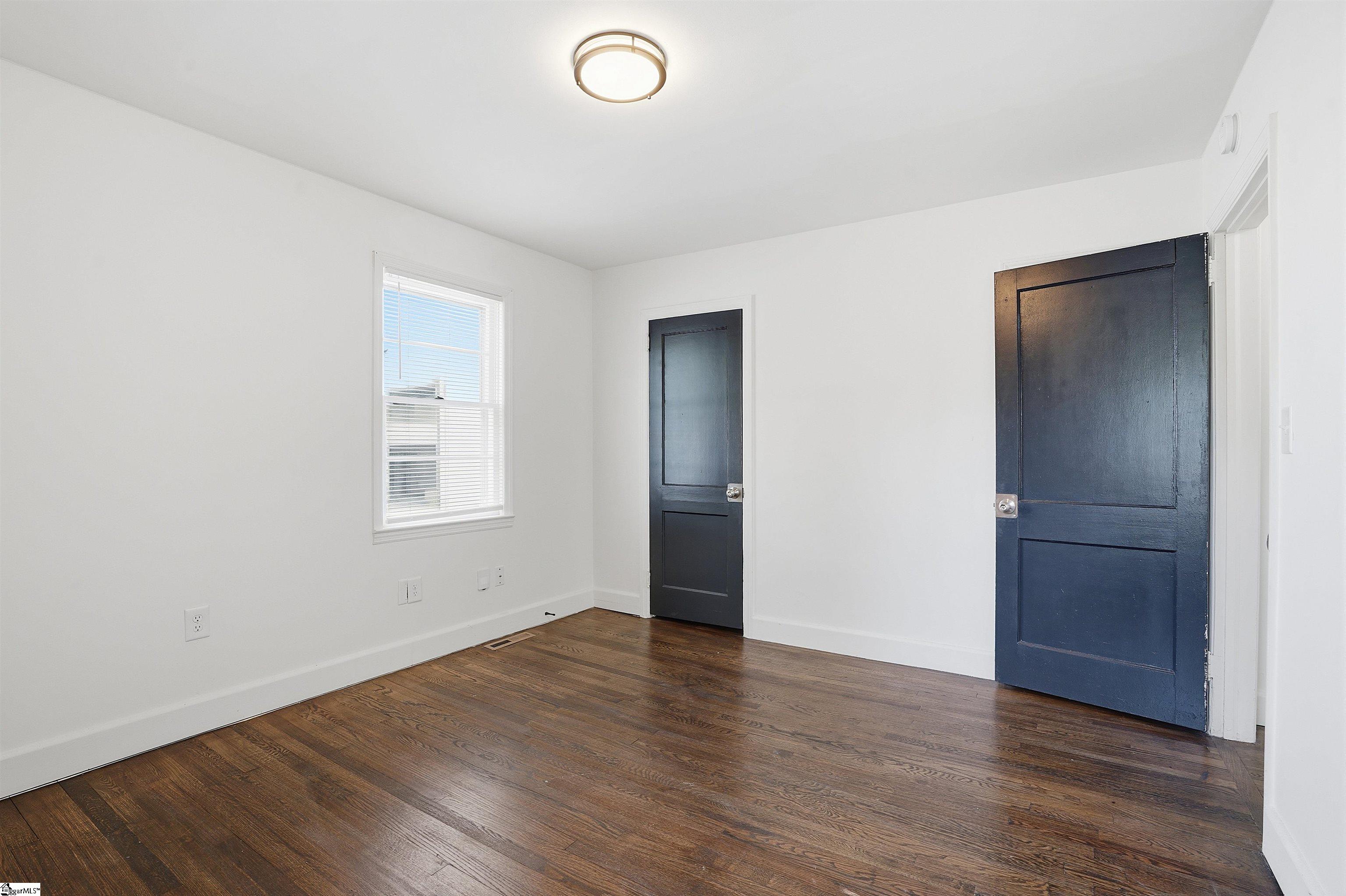 105 Tyler Court Property Photo 17