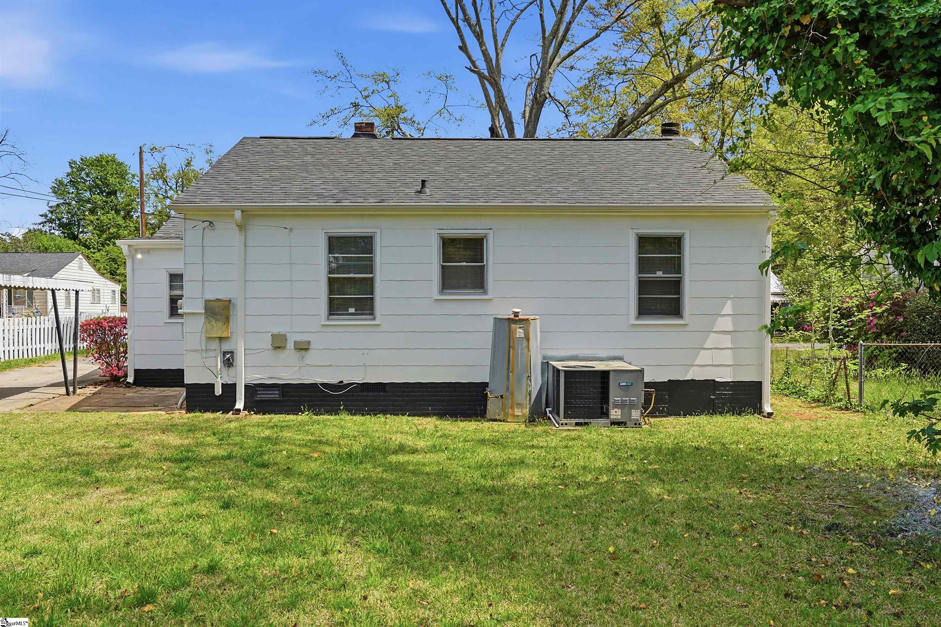 105 Tyler Court Property Photo 18