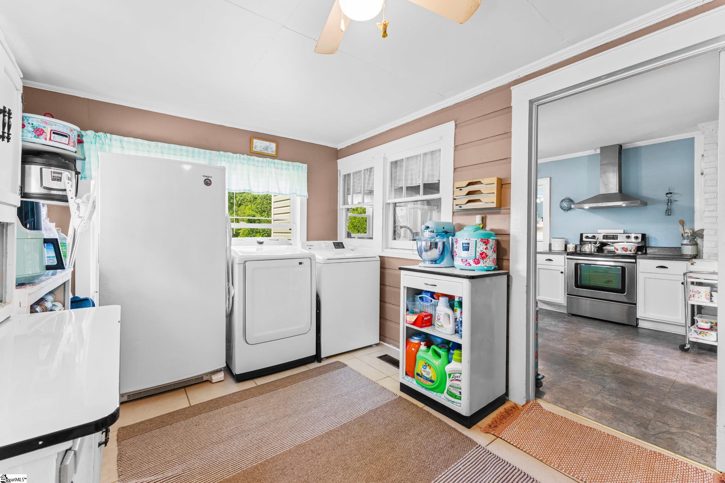 726 Foster Road Property Photo 12