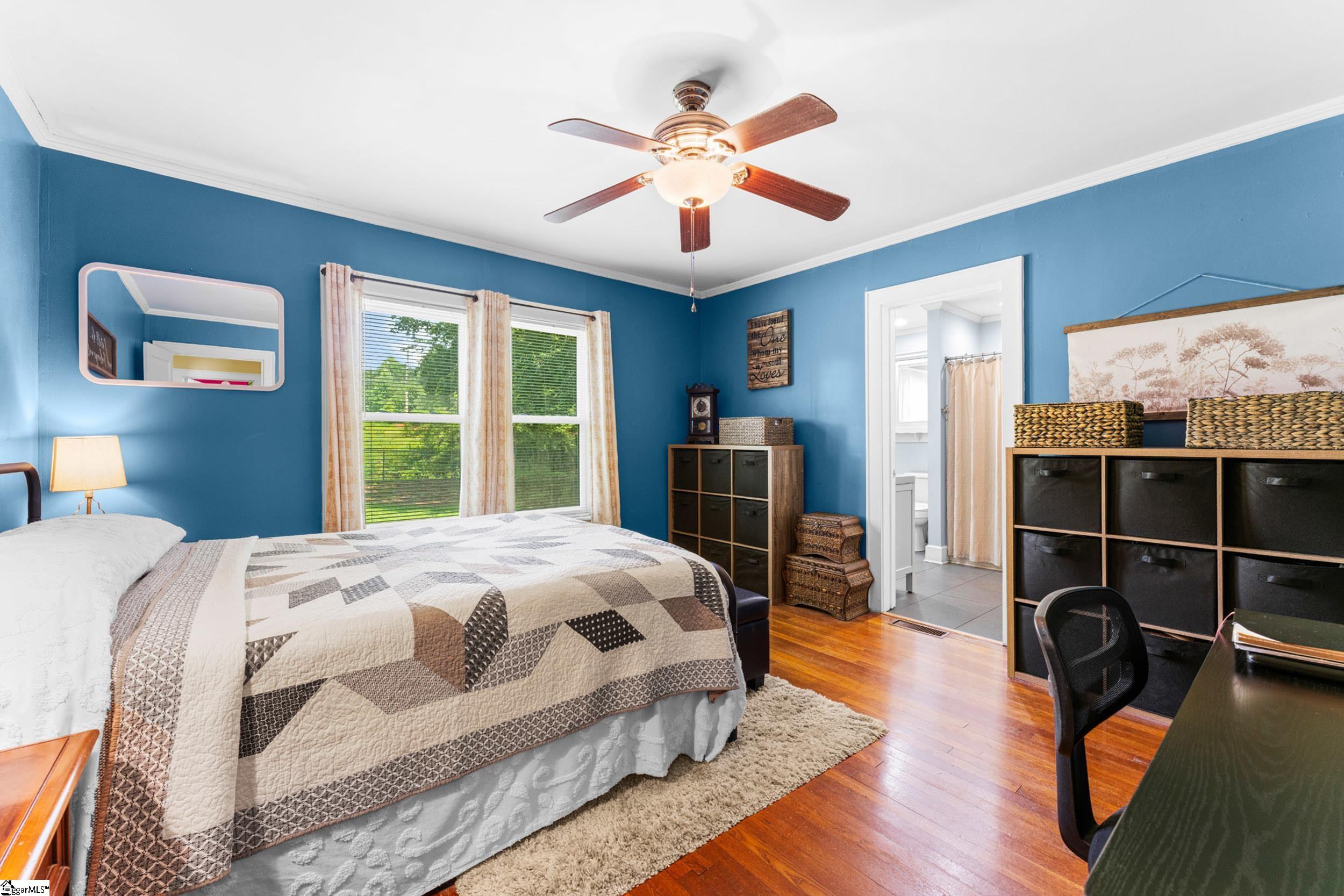 726 Foster Road Property Photo 15