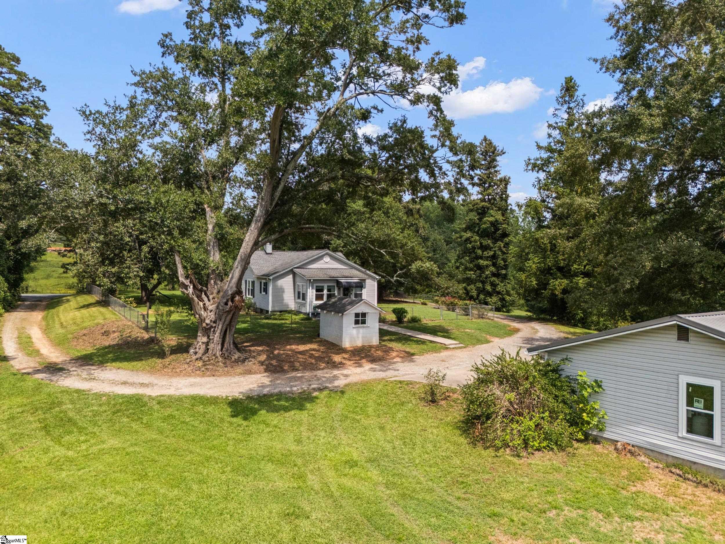 726 Foster Road Property Photo 35