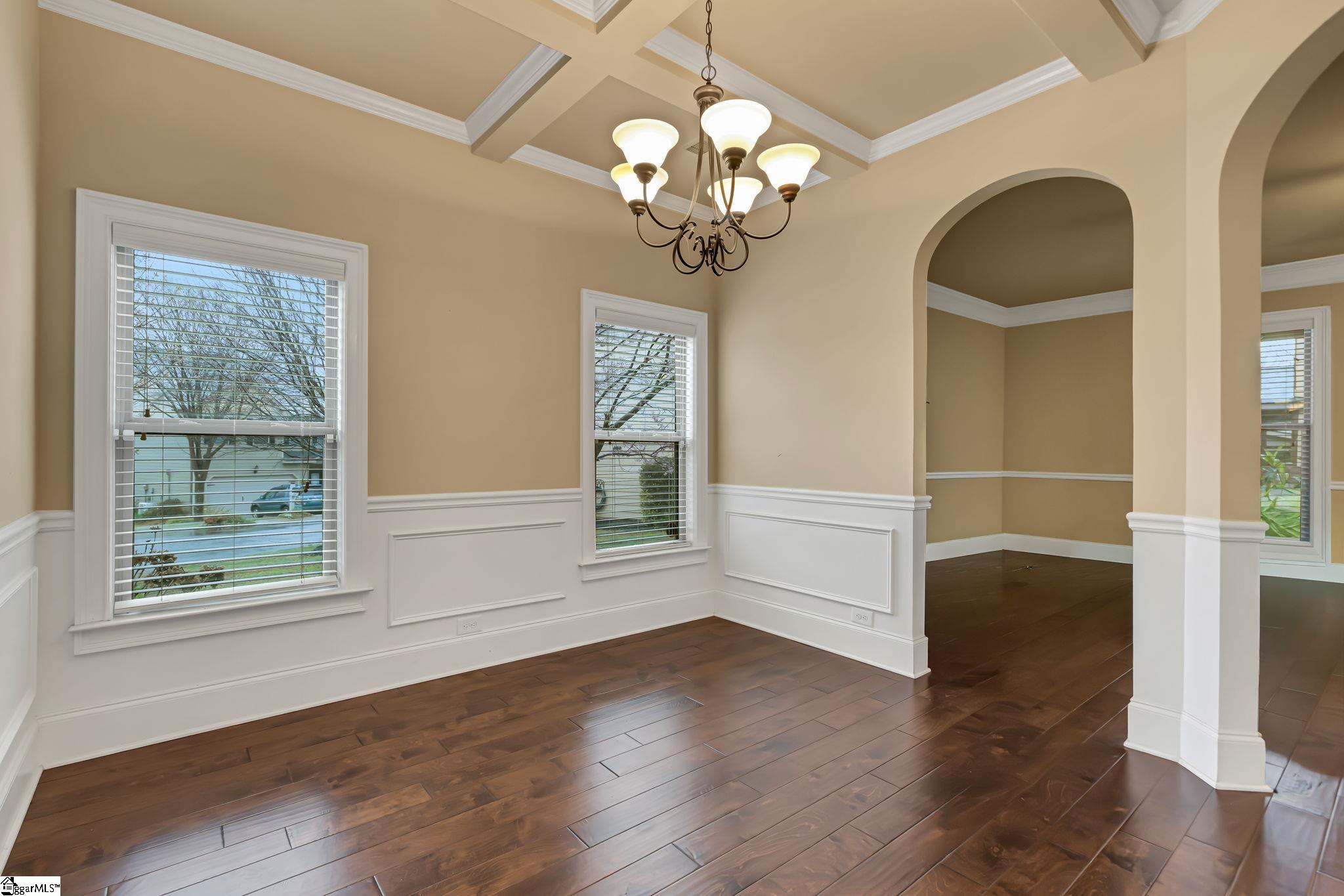 14 River Valley Lane Property Photo 6