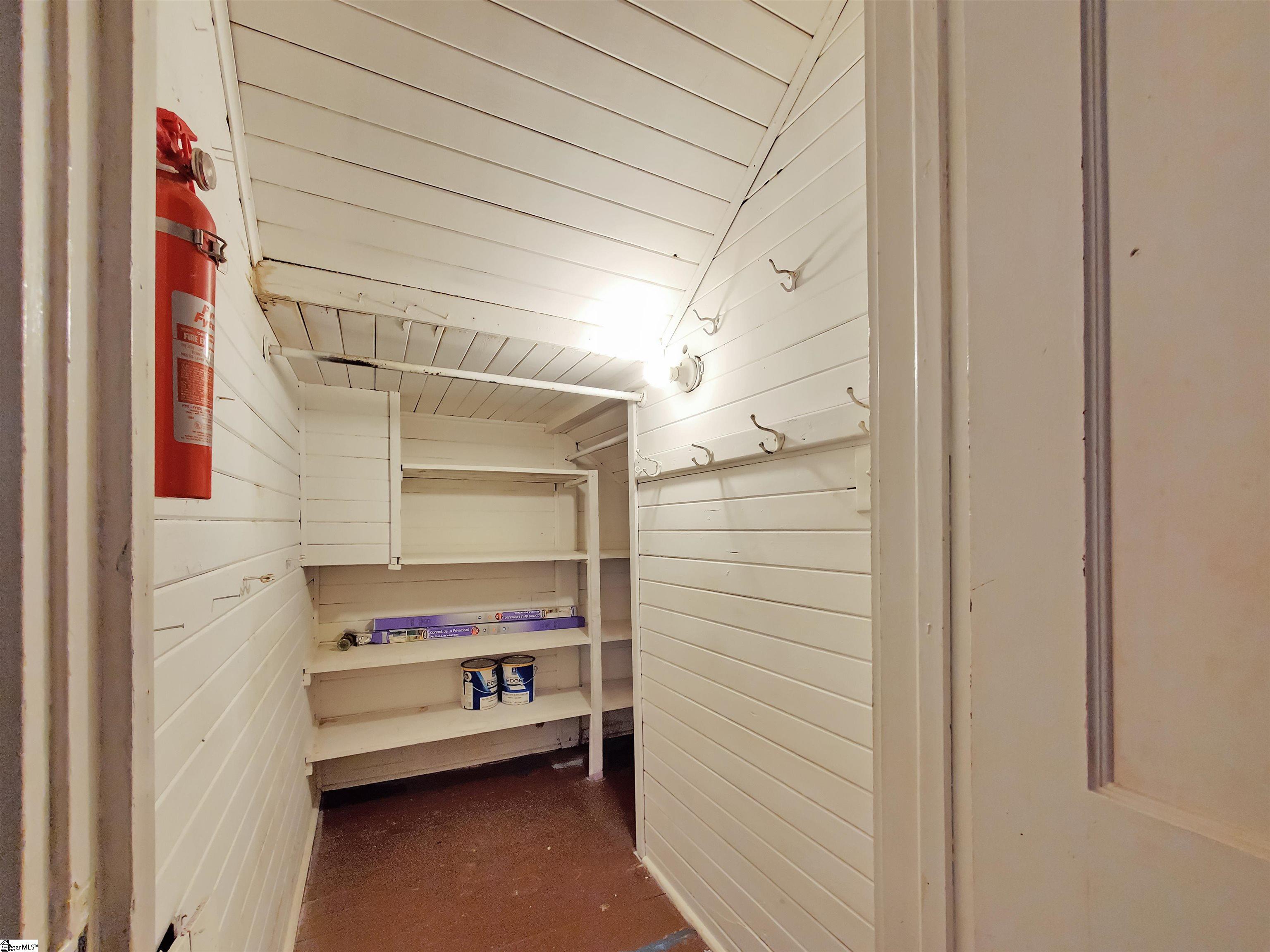 1602017 Property Photo 17
