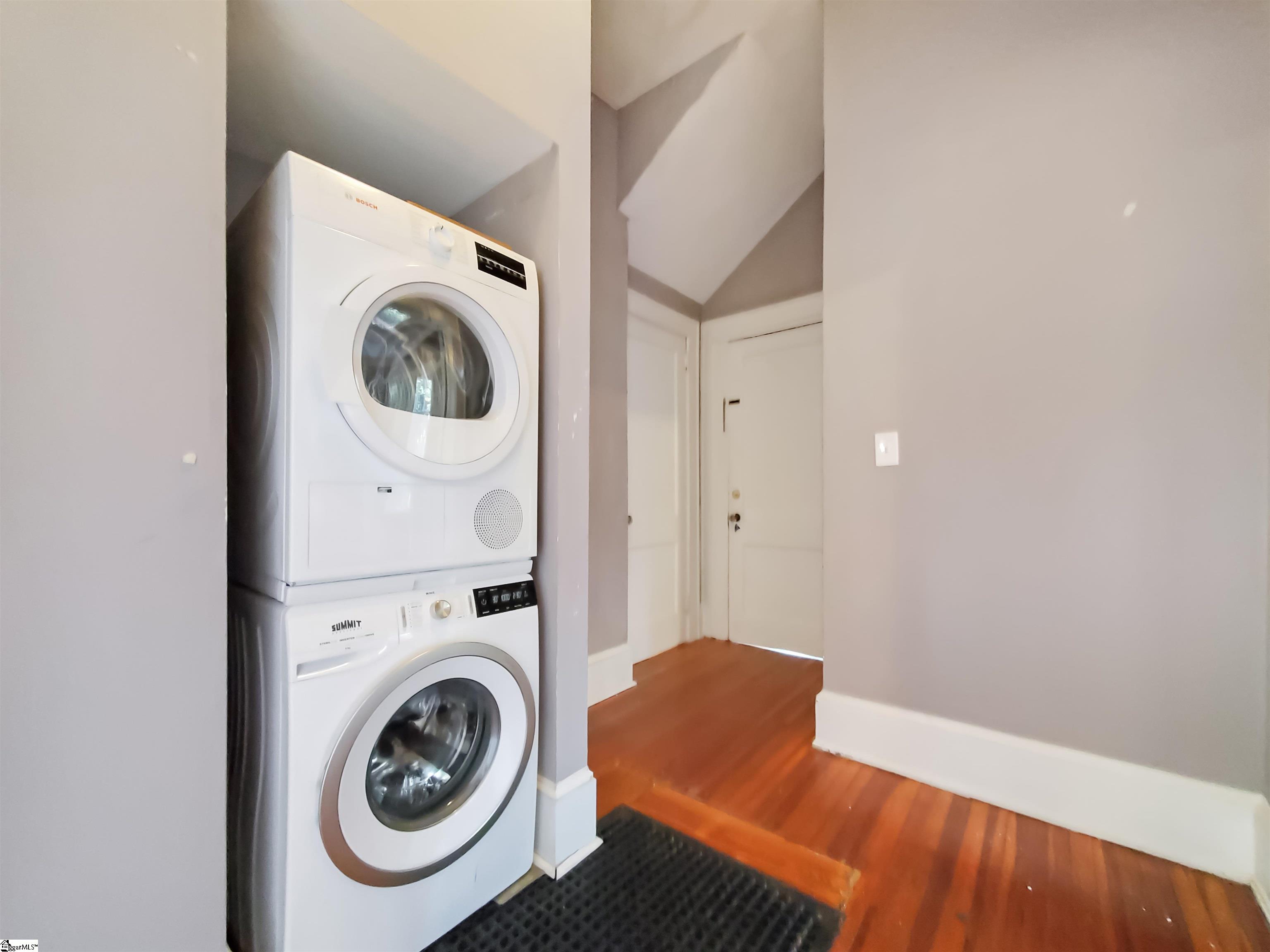 1602017 Property Photo 18