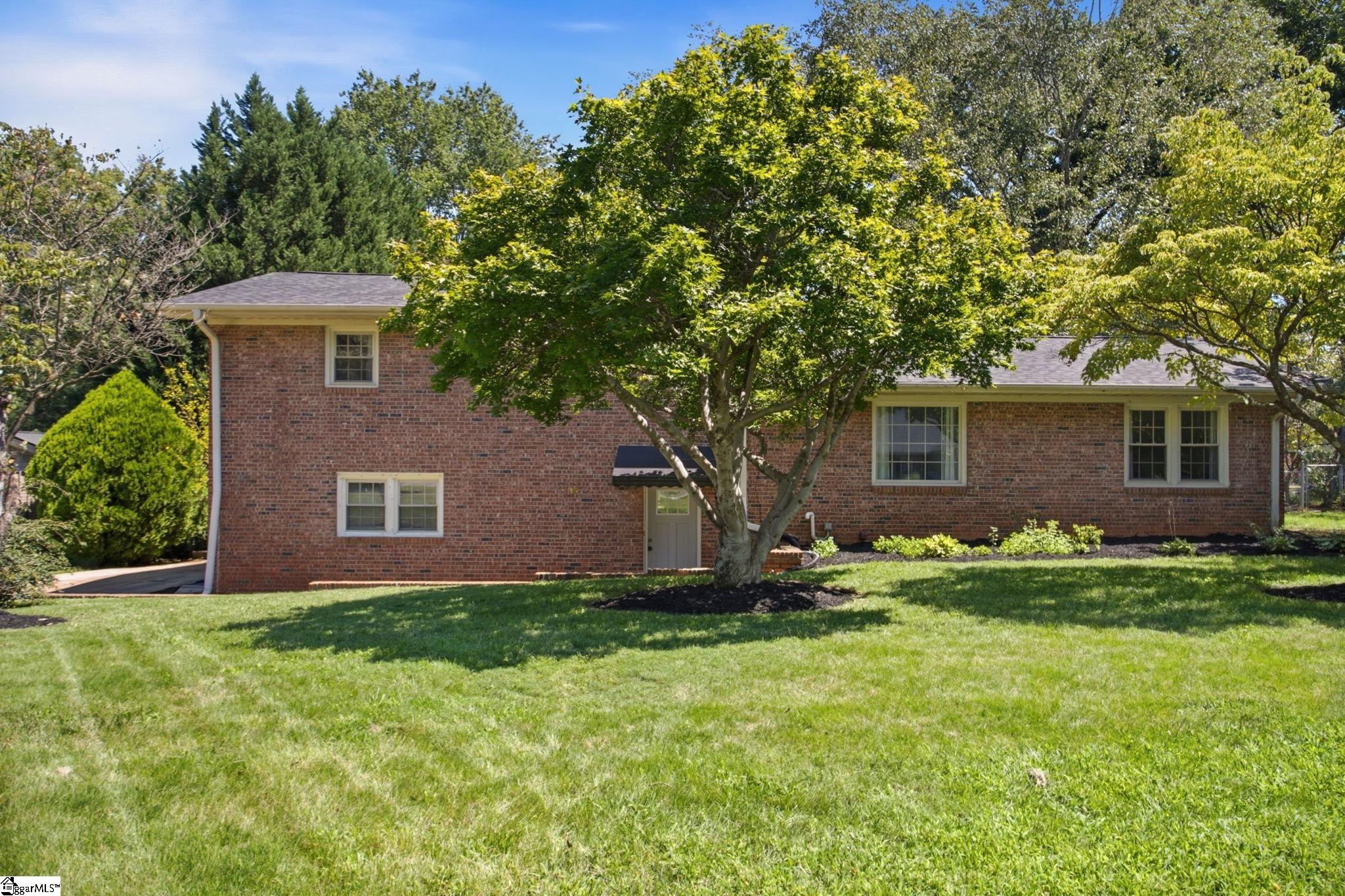 15 Holmsby Lane Property Photo 2