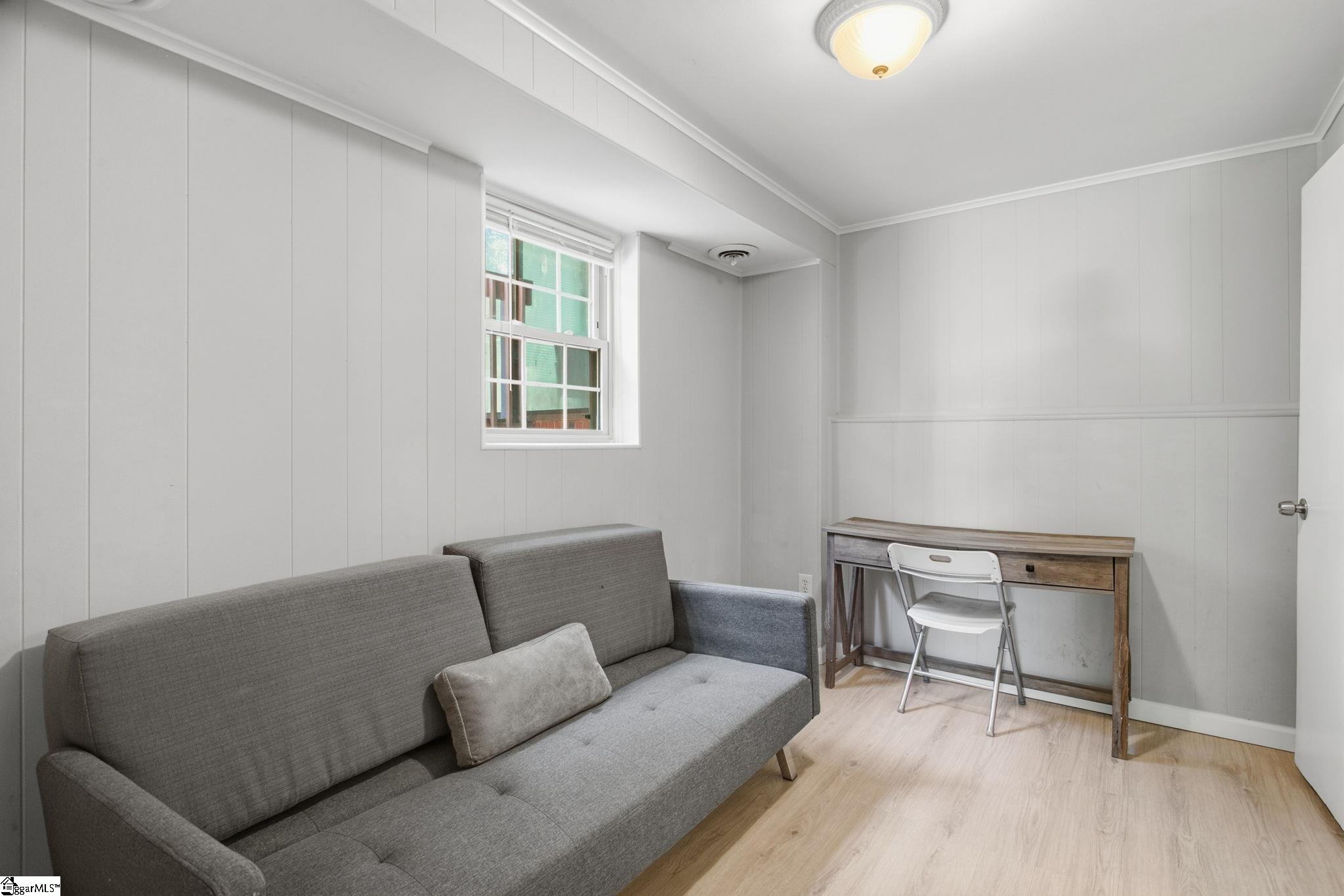 15 Holmsby Lane Property Photo 10