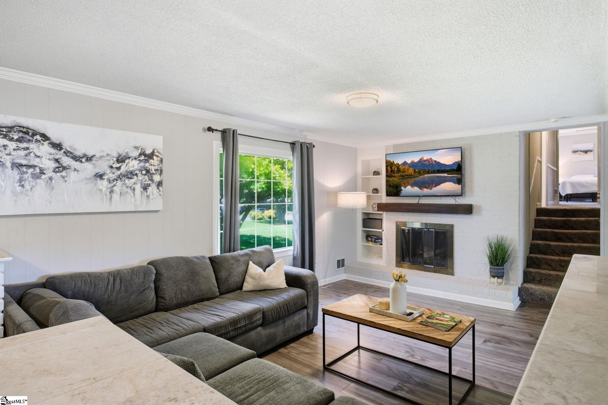 15 Holmsby Lane Property Photo 13