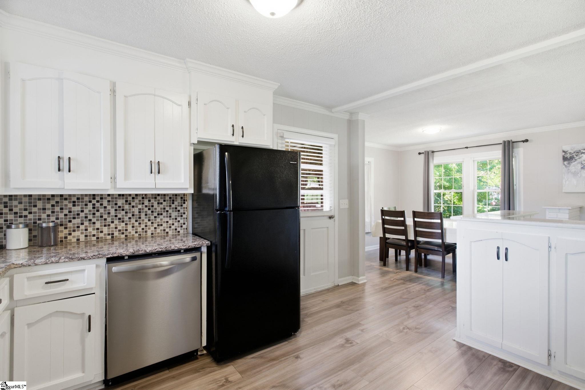 15 Holmsby Lane Property Photo 21