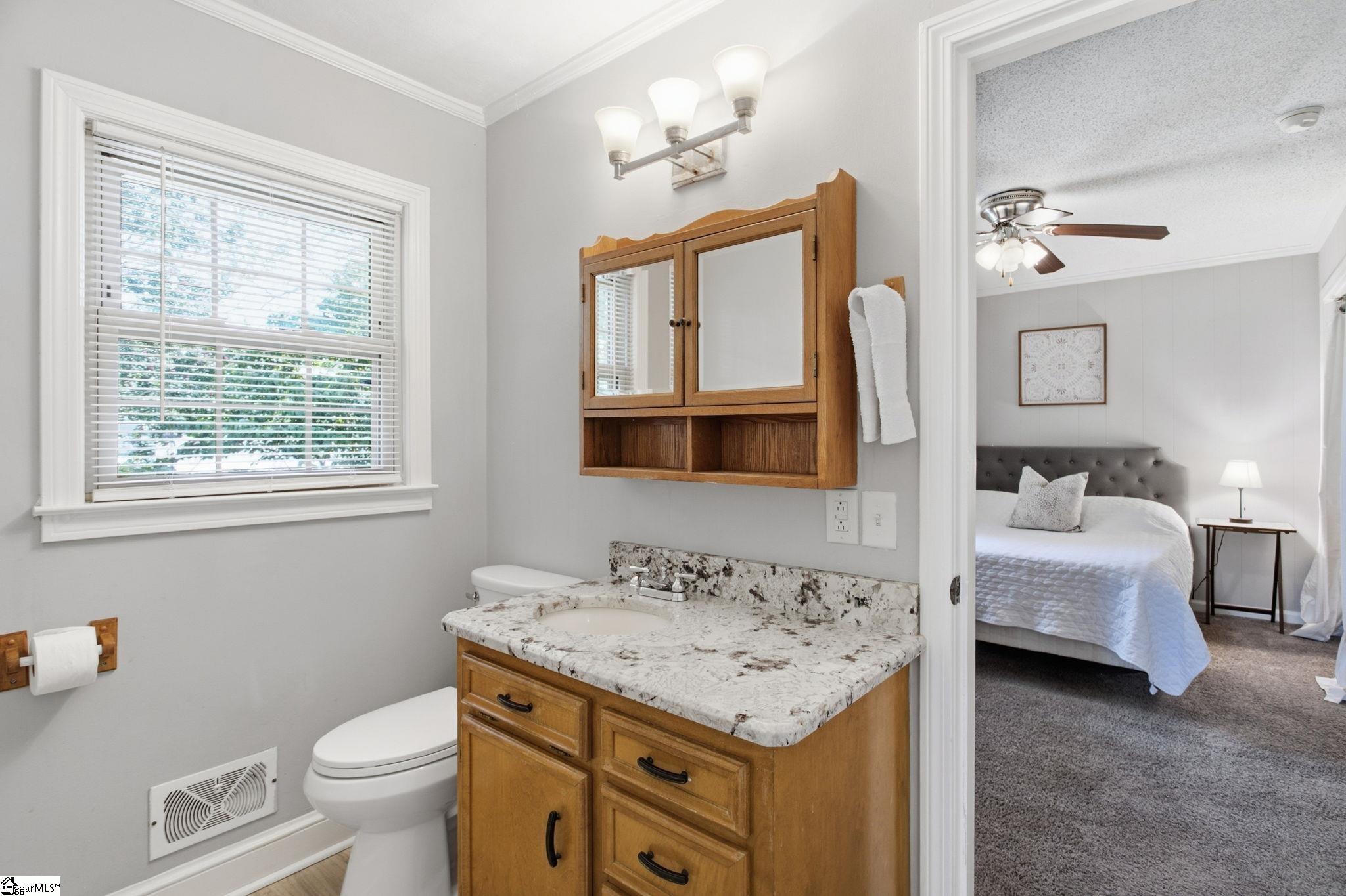 15 Holmsby Lane Property Photo 33