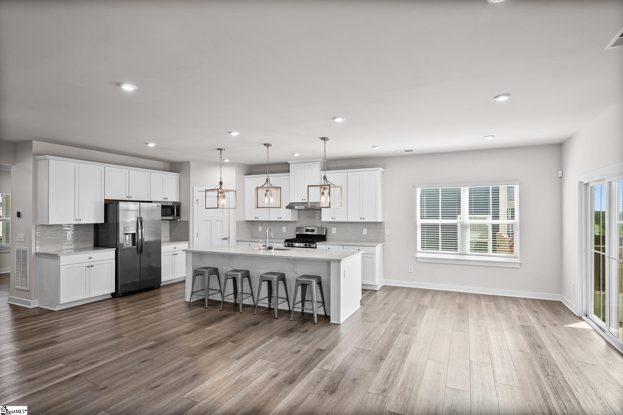 609 Vestrella Road Property Photo 3