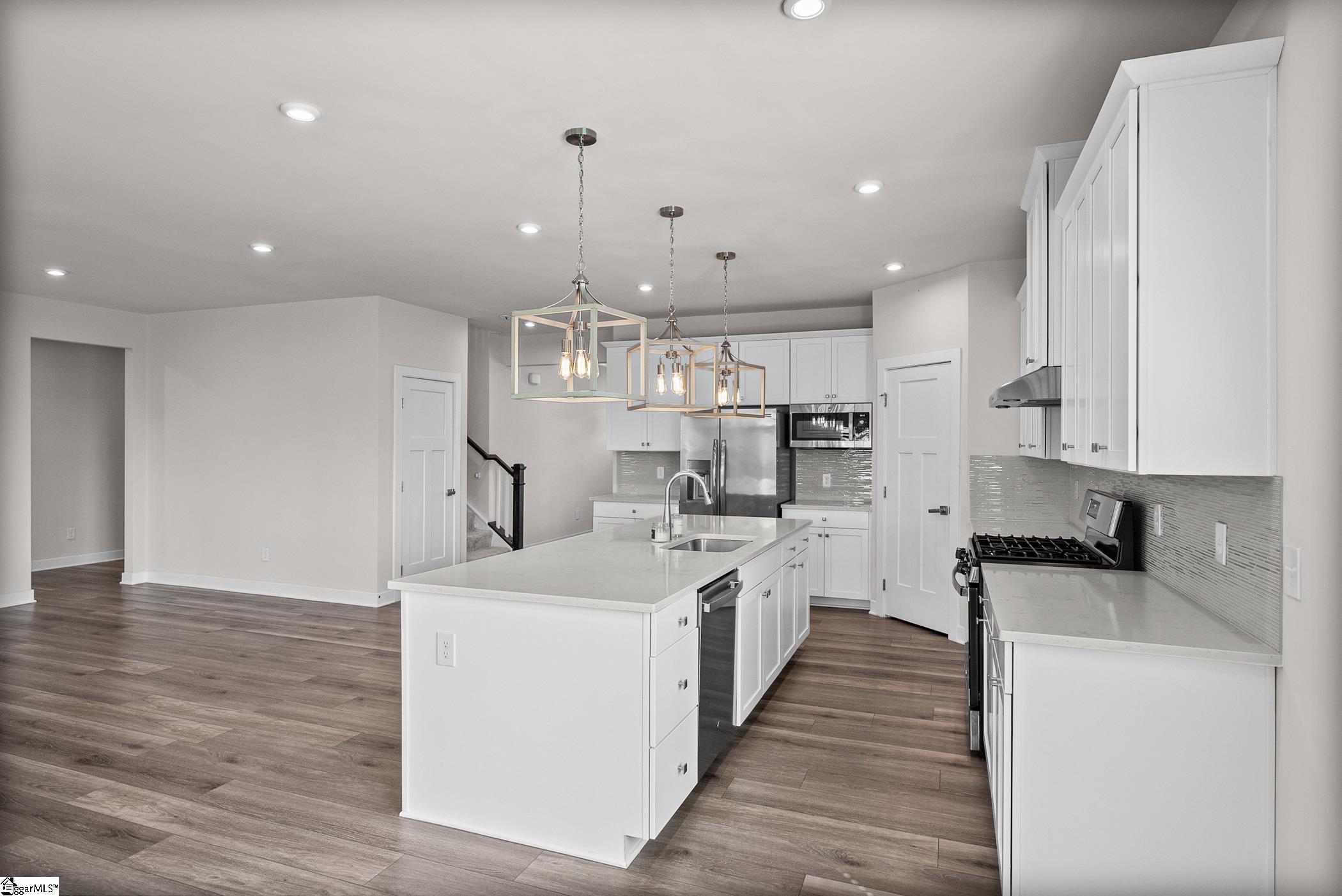 609 Vestrella Road Property Photo 5