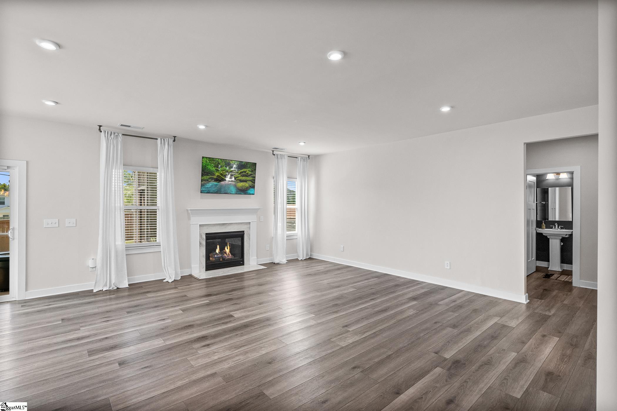 609 Vestrella Road Property Photo 8