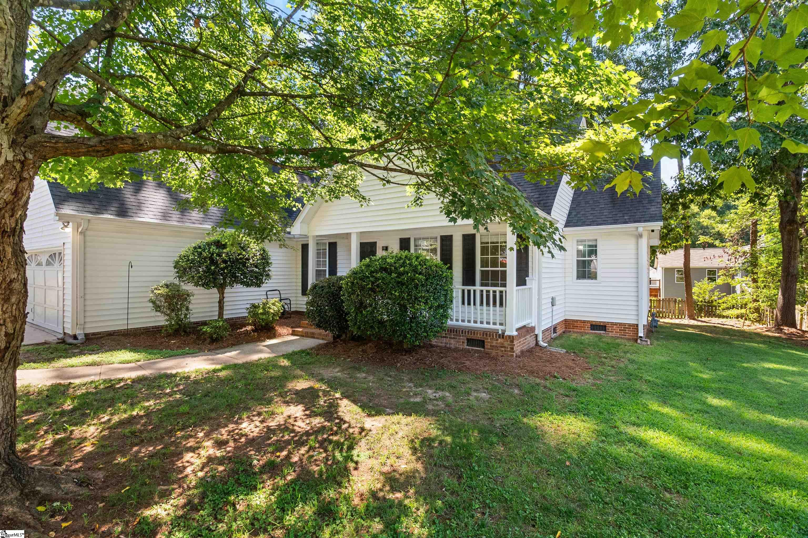 103 Loden Court Property Photo 2