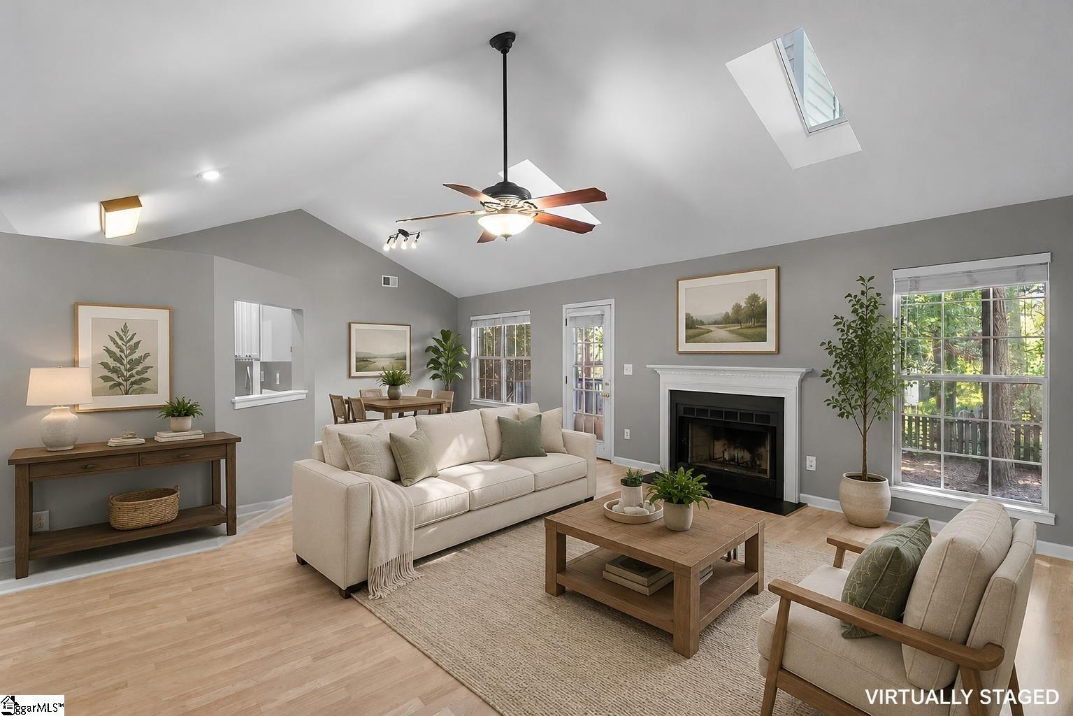 103 Loden Court Property Photo 4