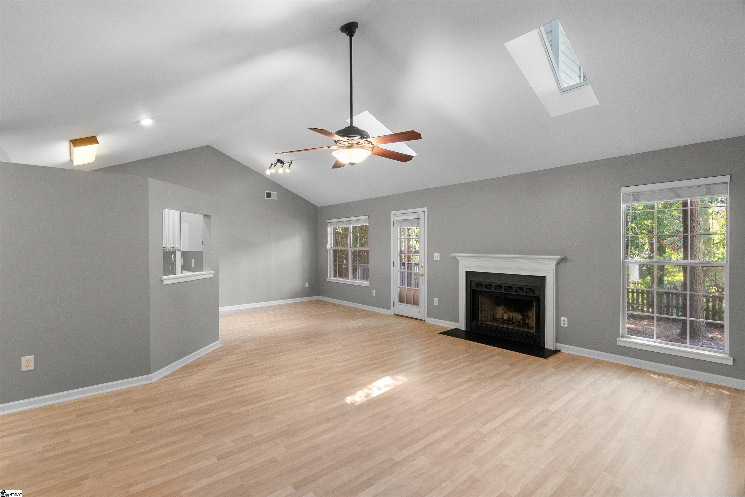 103 Loden Court Property Photo 6