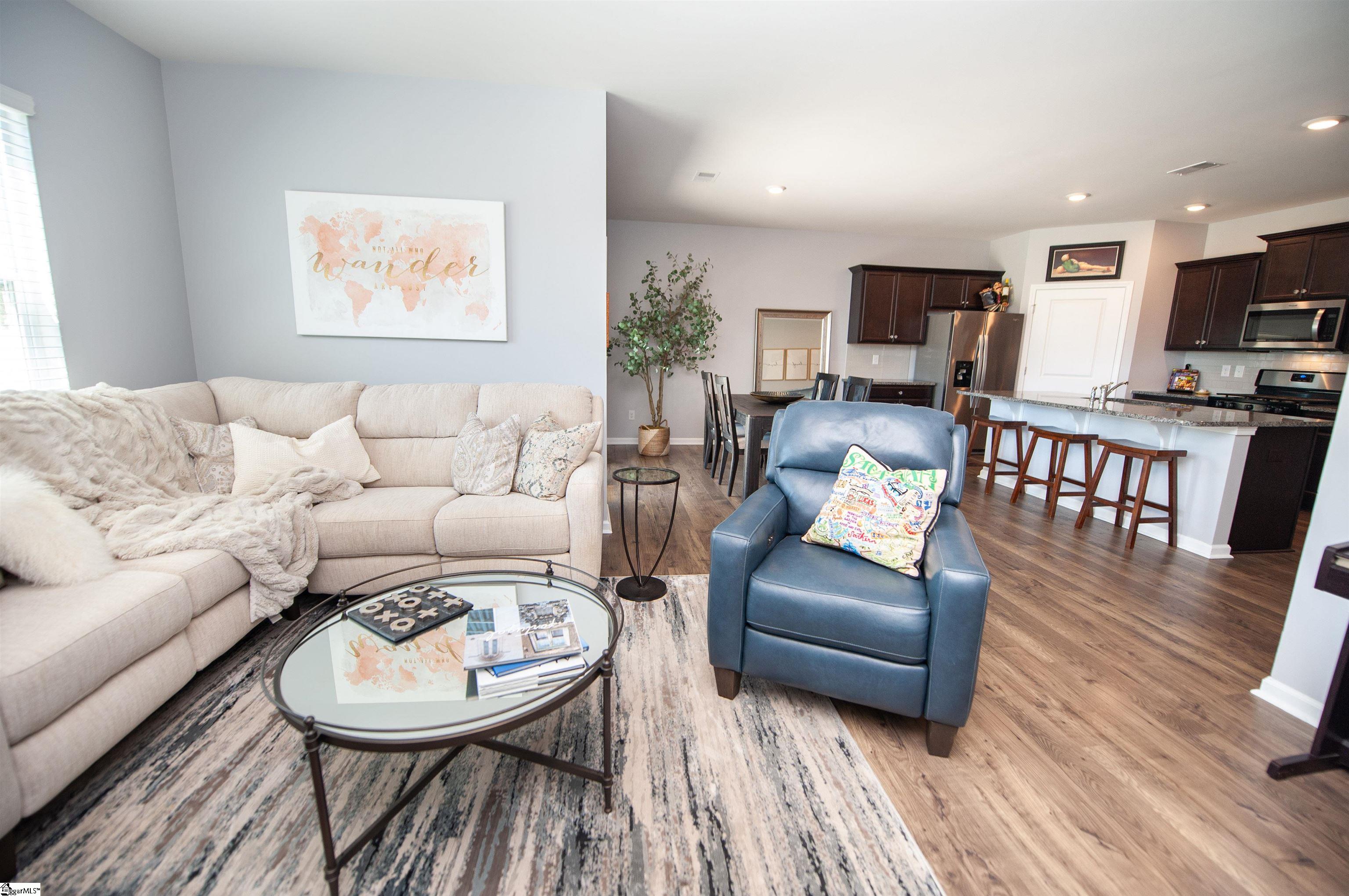 303 Splendid Place Property Photo 13