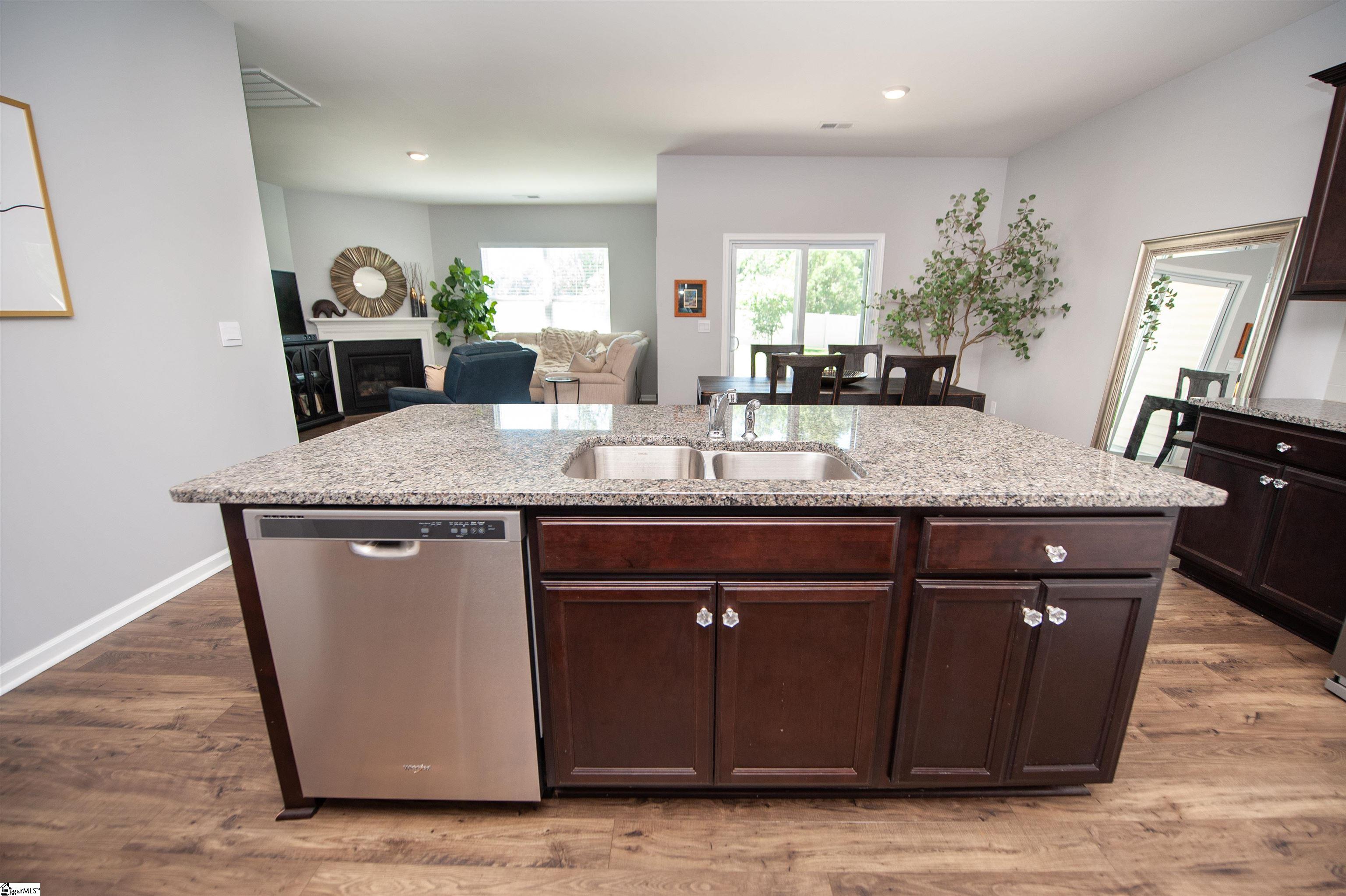303 Splendid Place Property Photo 16
