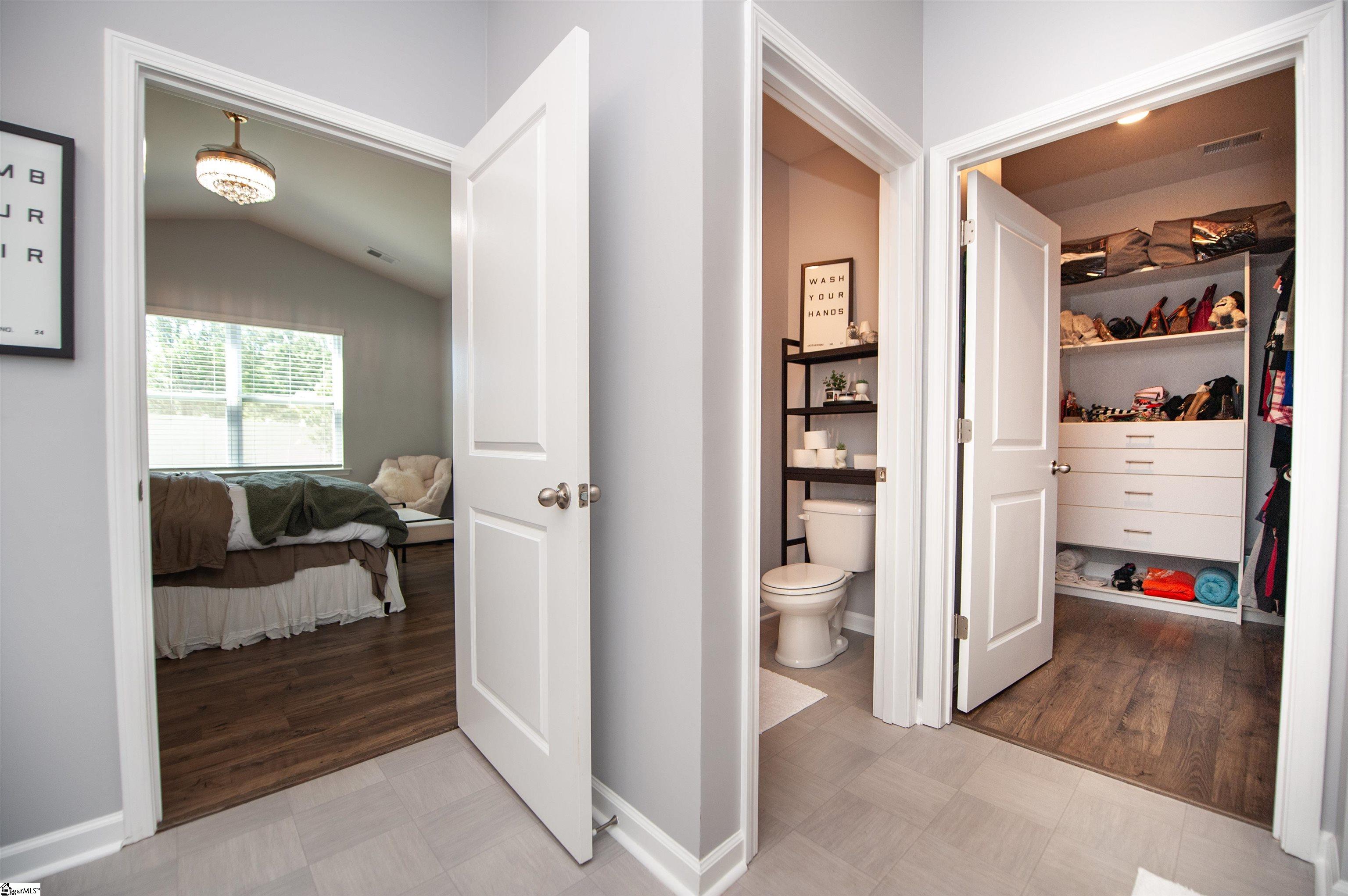 303 Splendid Place Property Photo 24
