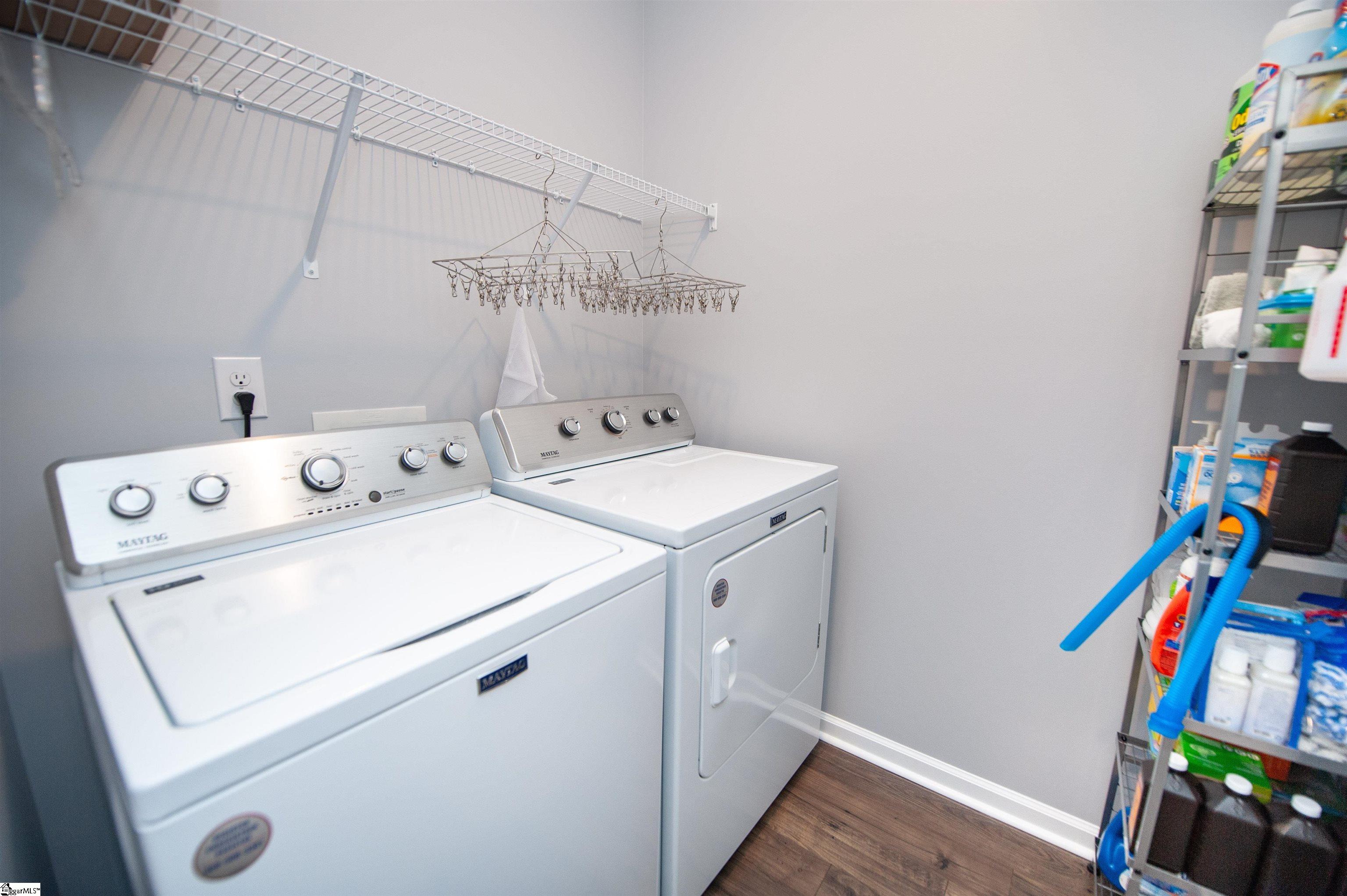 303 Splendid Place Property Photo 34