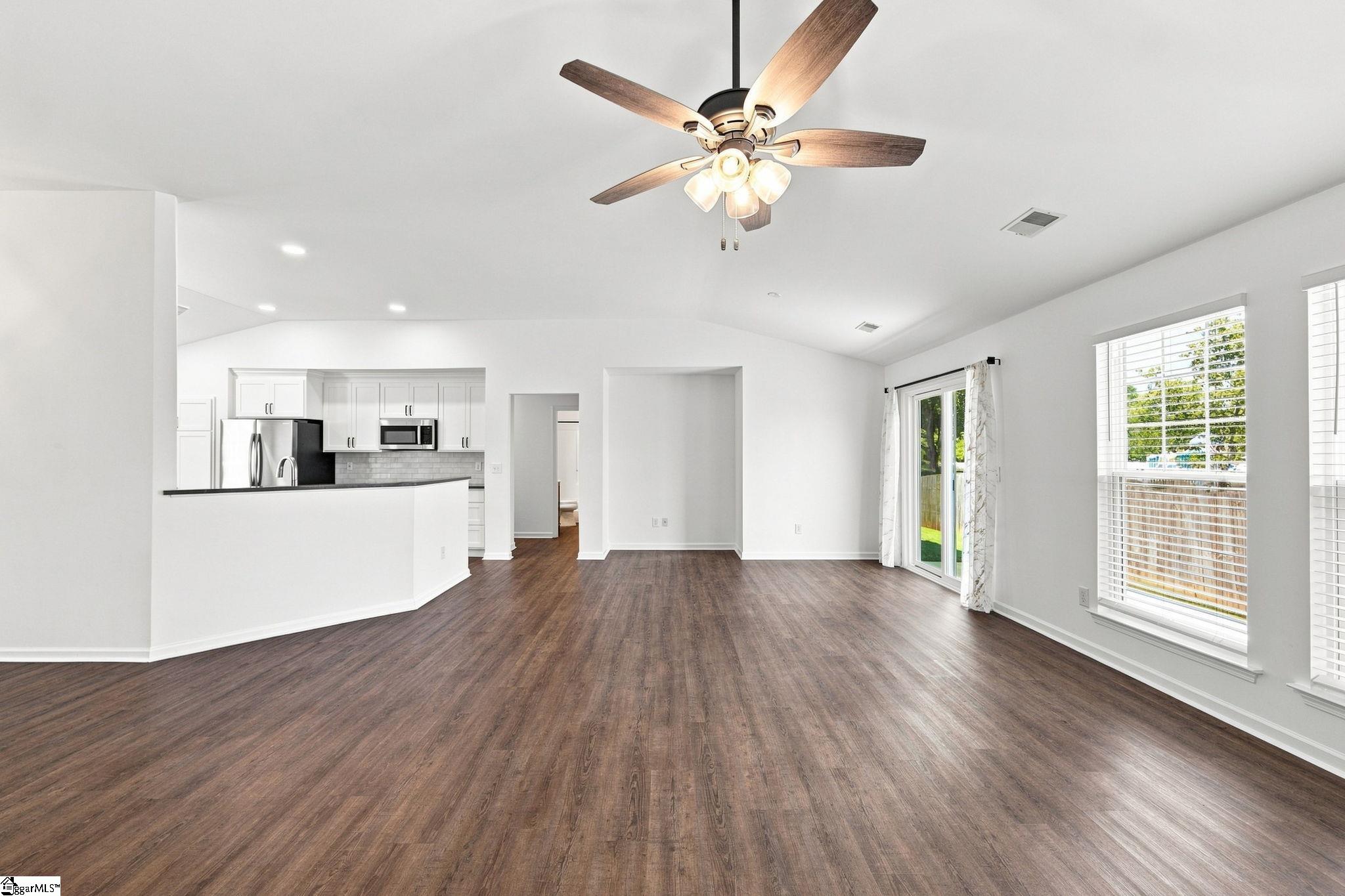 3 Buzzell Court Property Photo 10