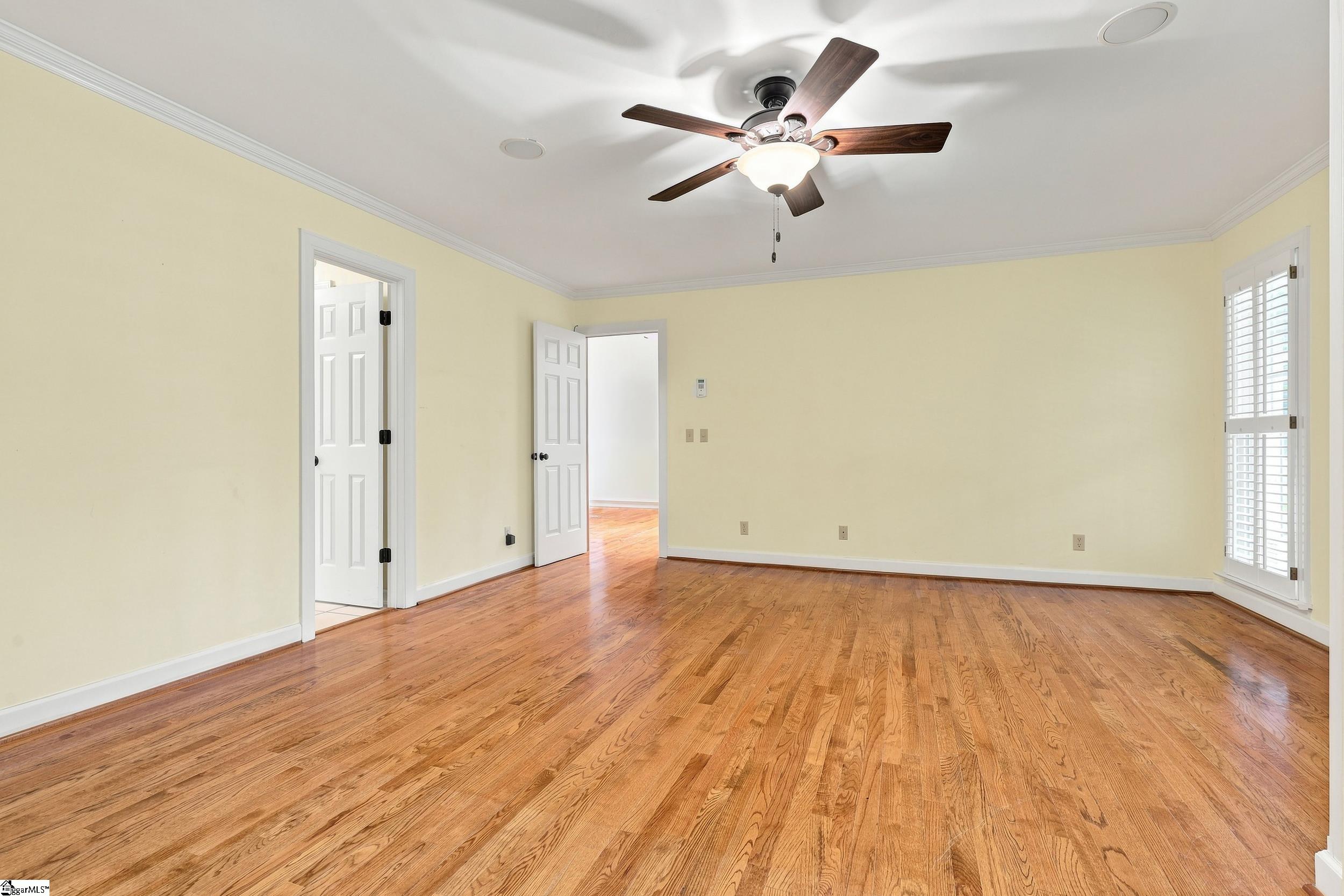 102 Treaty Point Drive Property Photo 6