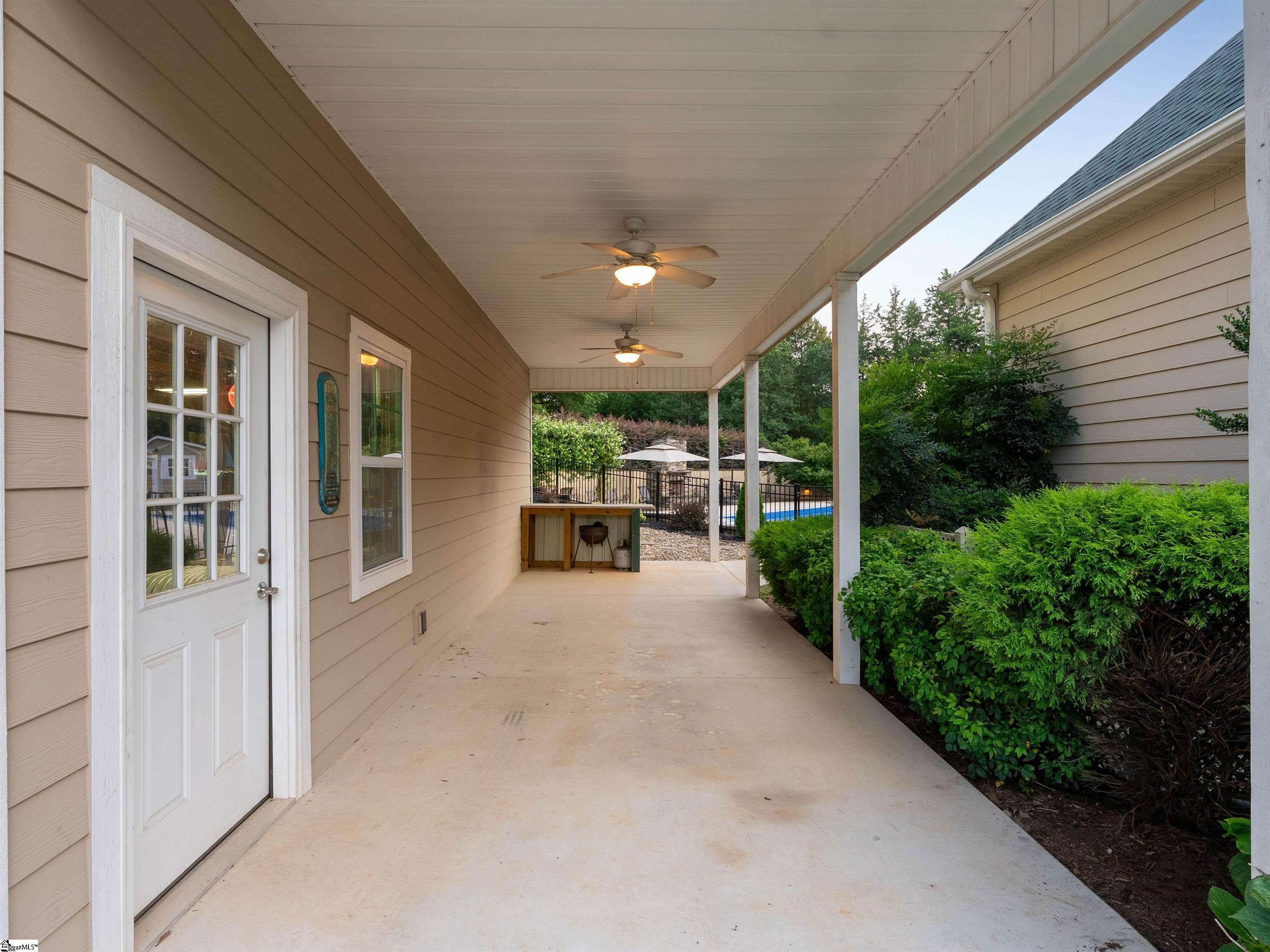54 Laurenville Lane Property Photo 14