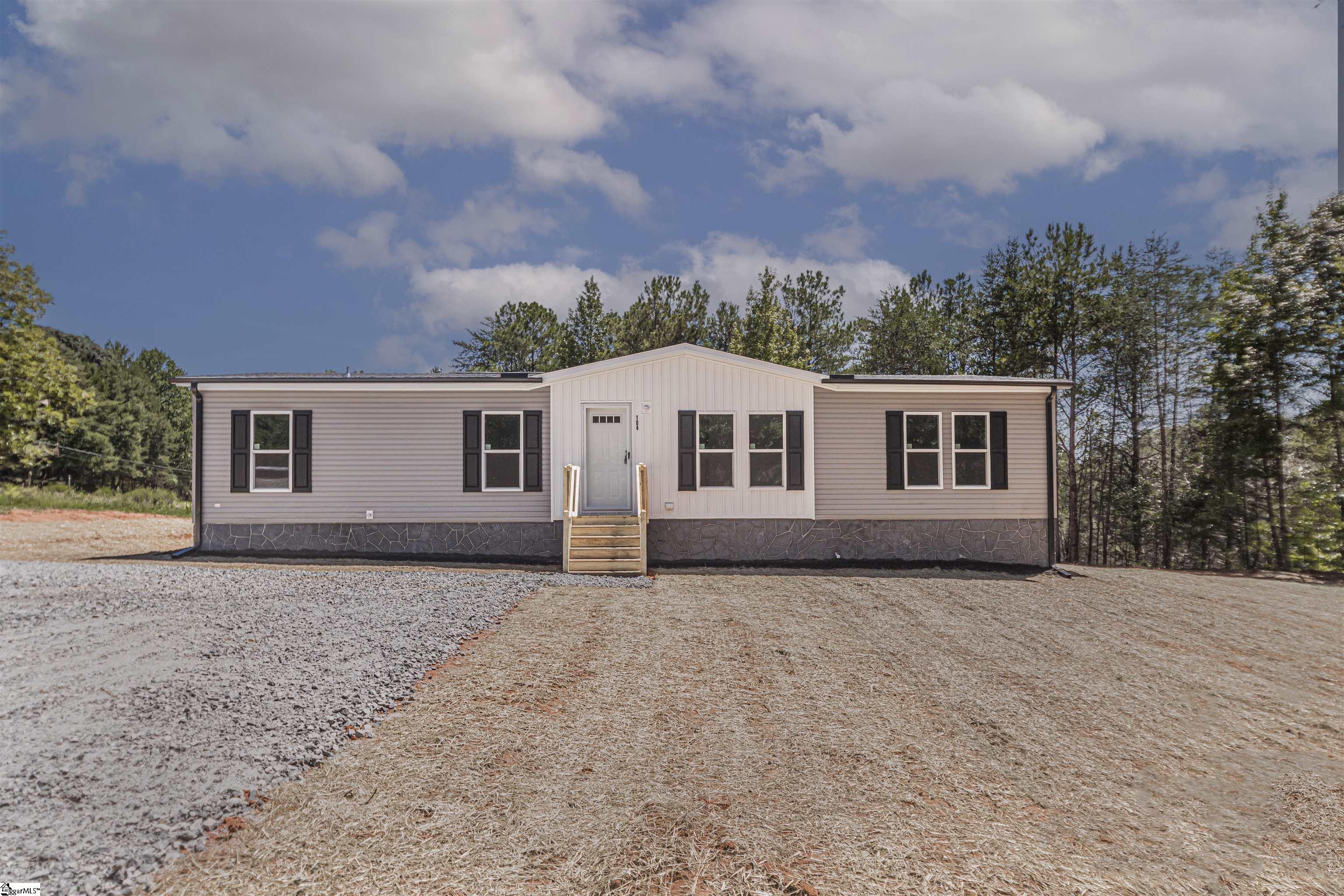 104 Sunny Meadow Way Property Photo 2