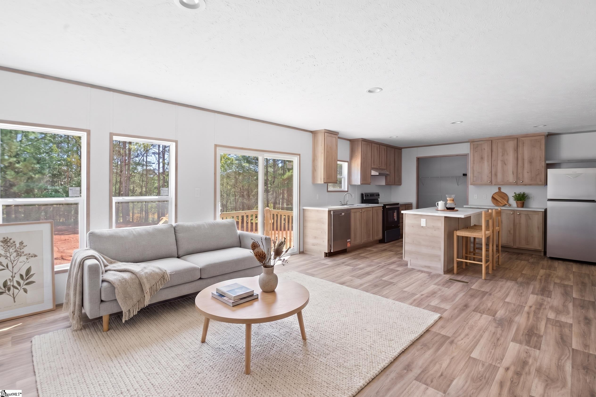 104 Sunny Meadow Way Property Photo 4